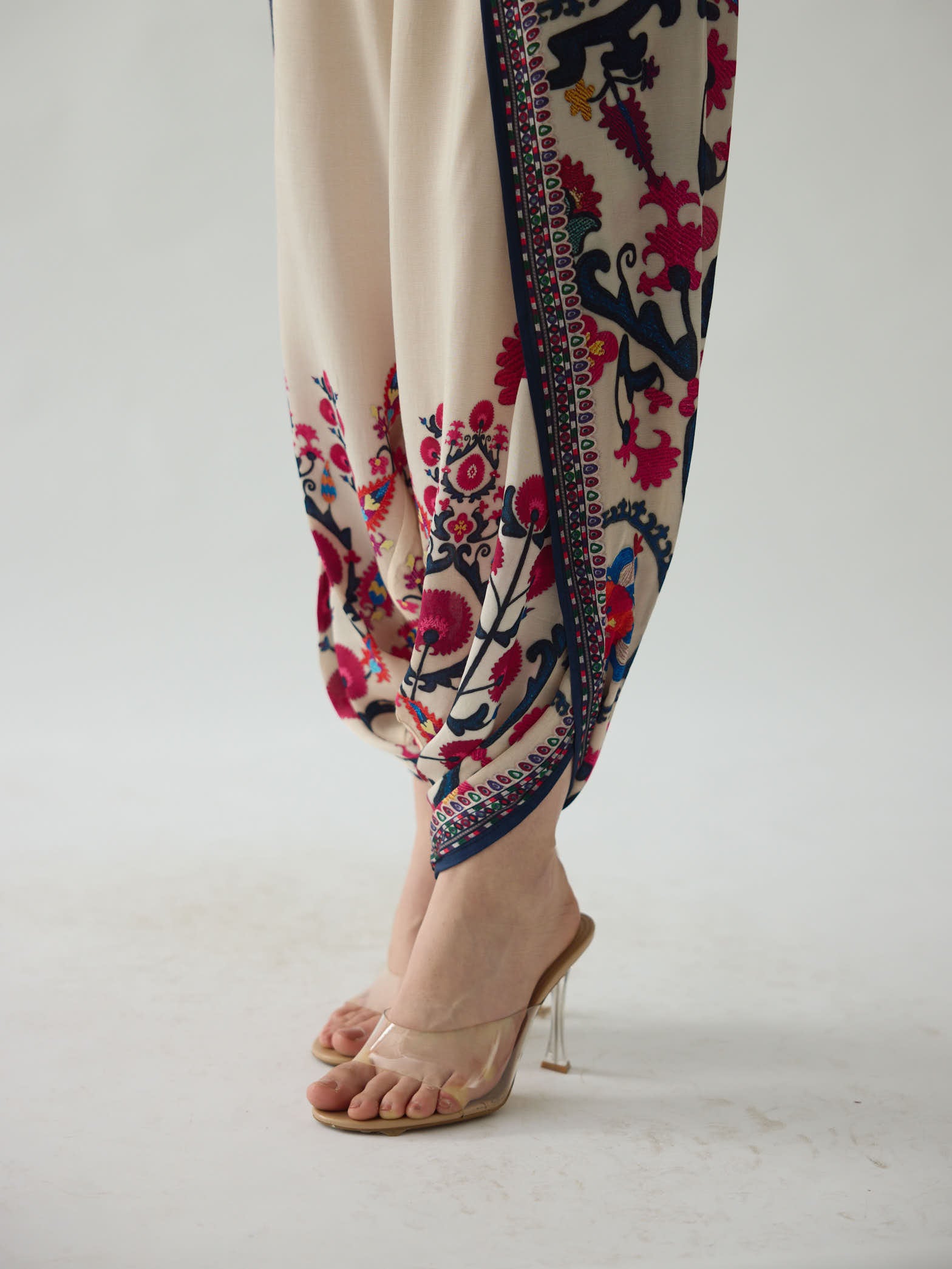 Bukhara Raspberry Ramona - Sonth Kaftan Tunic Set