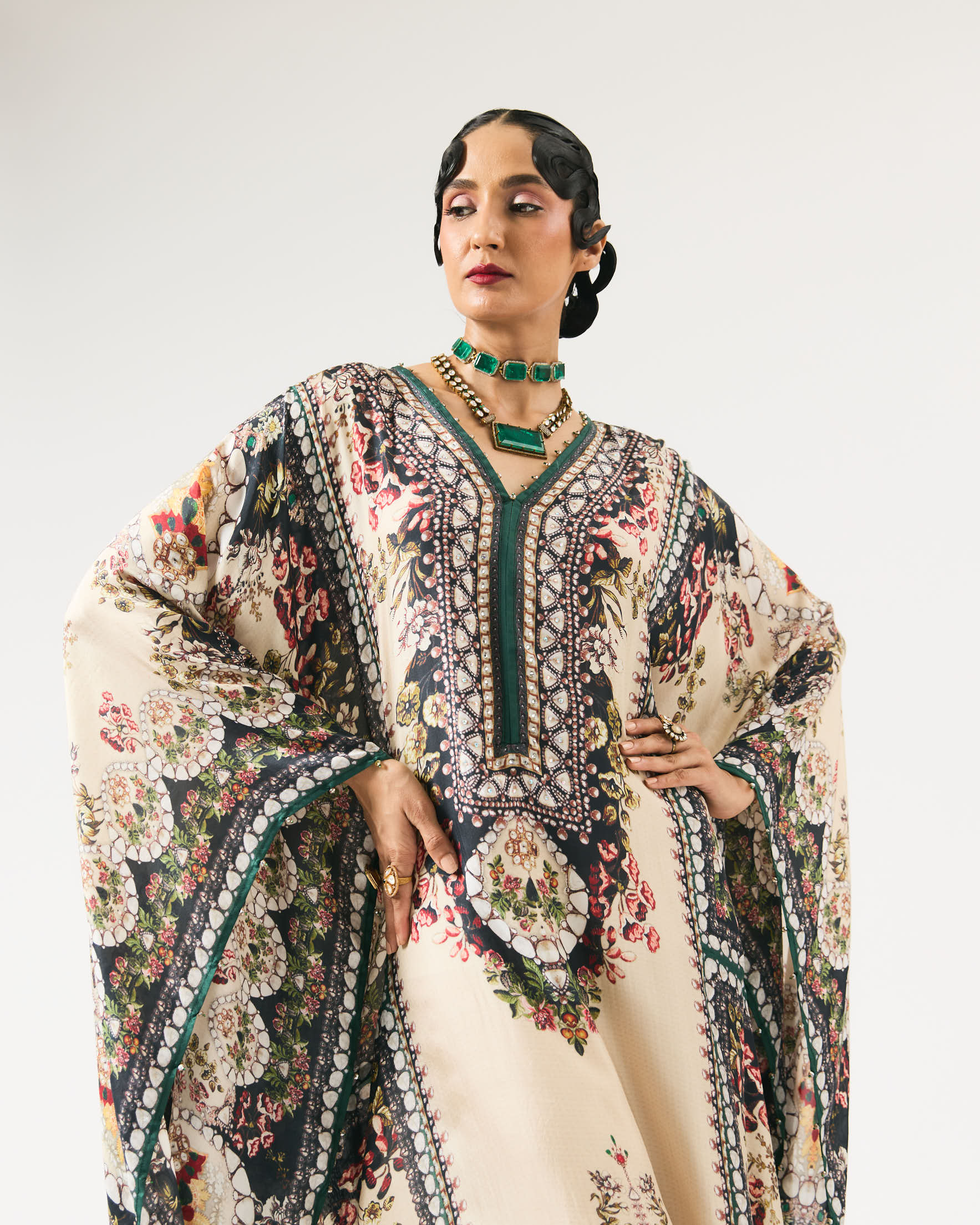 NIZAM : BEATRICE
