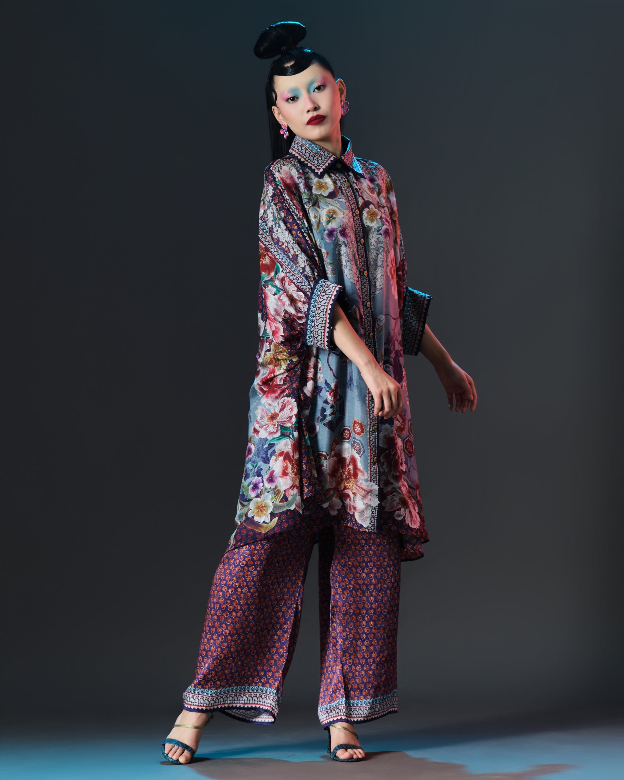 IKEBANA : KAMARA
