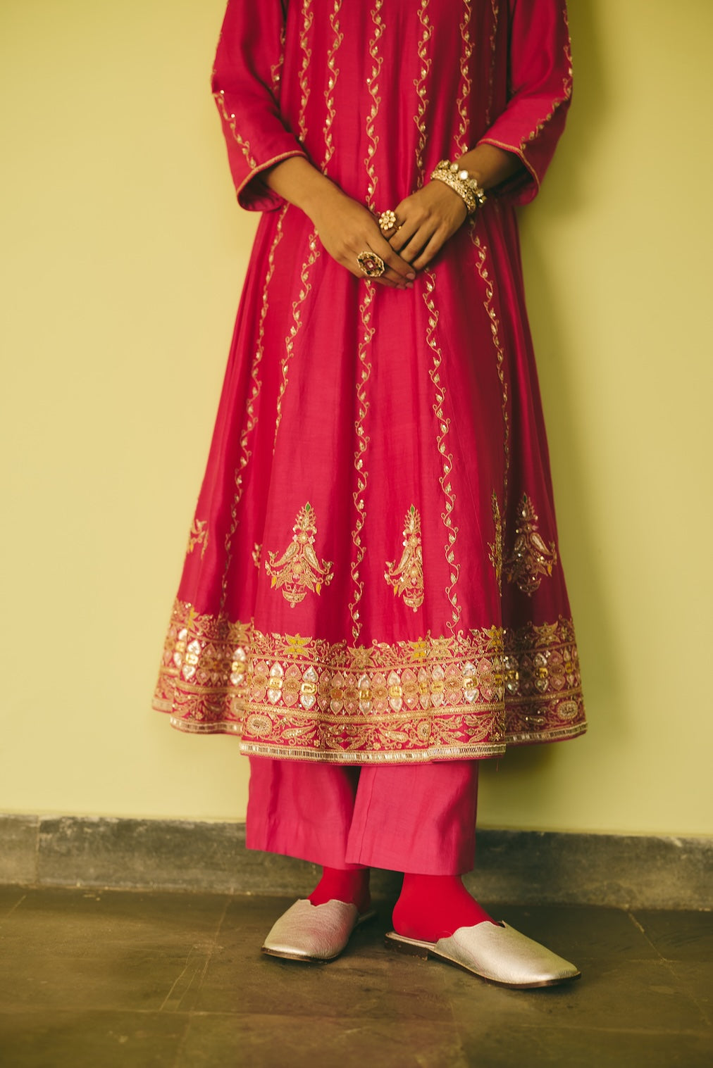 https://cdn.shopify.com/s/files/1/0697/3446/5777/files/Rashikamittal13046.jpg?v=1772093224
