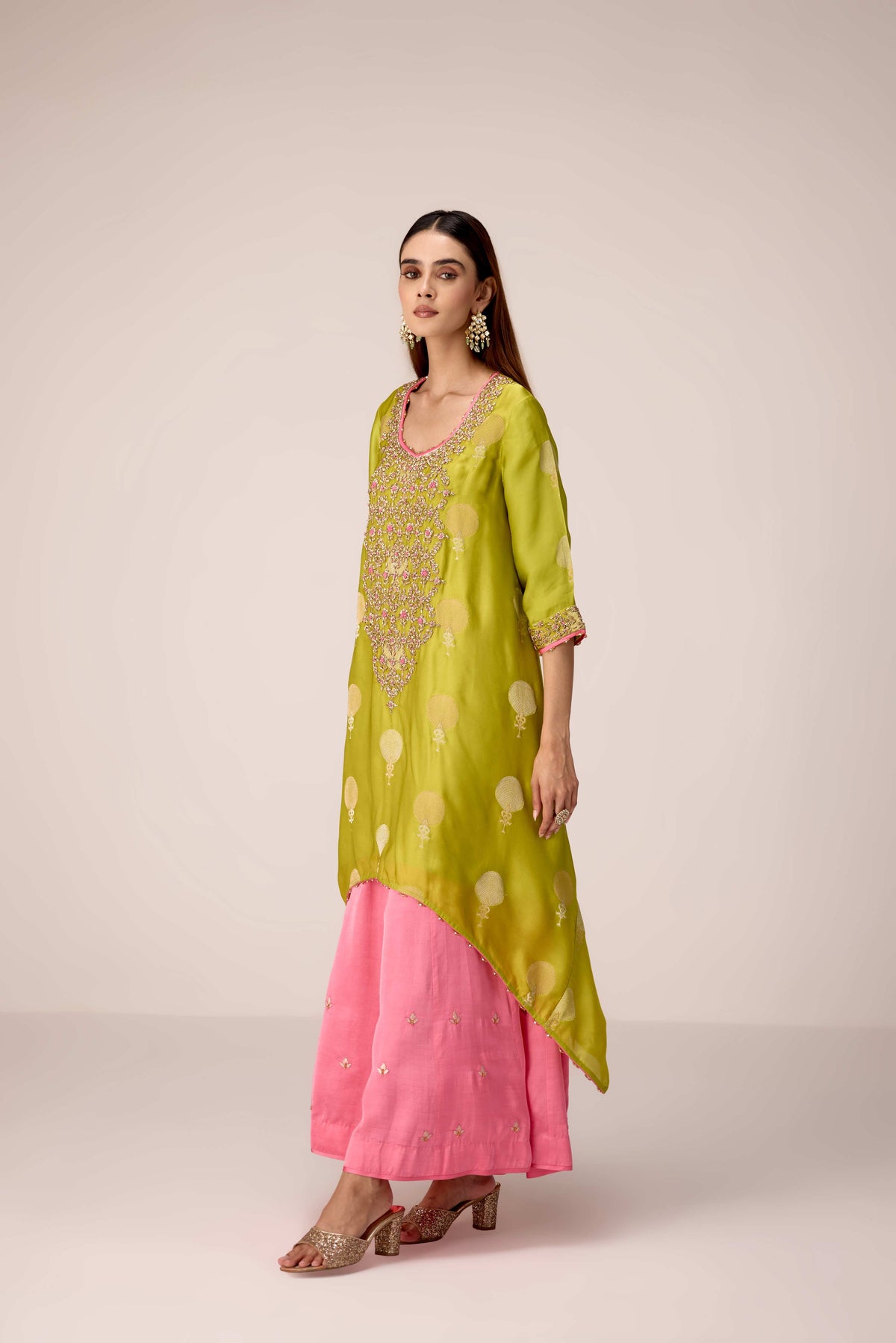 Green zardozi embroidered kurta pants set