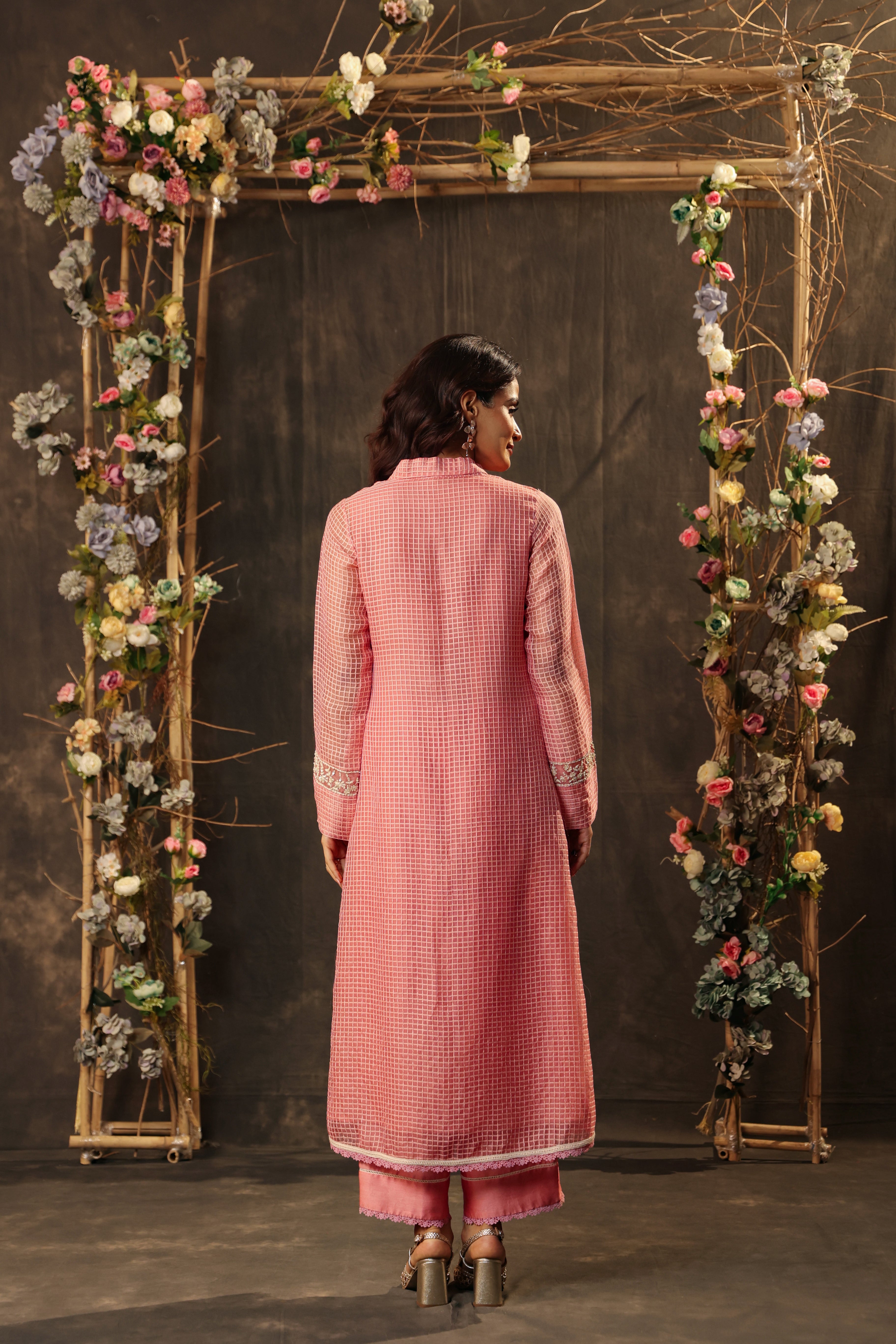 Vaayu Pink Collar Kurta Set