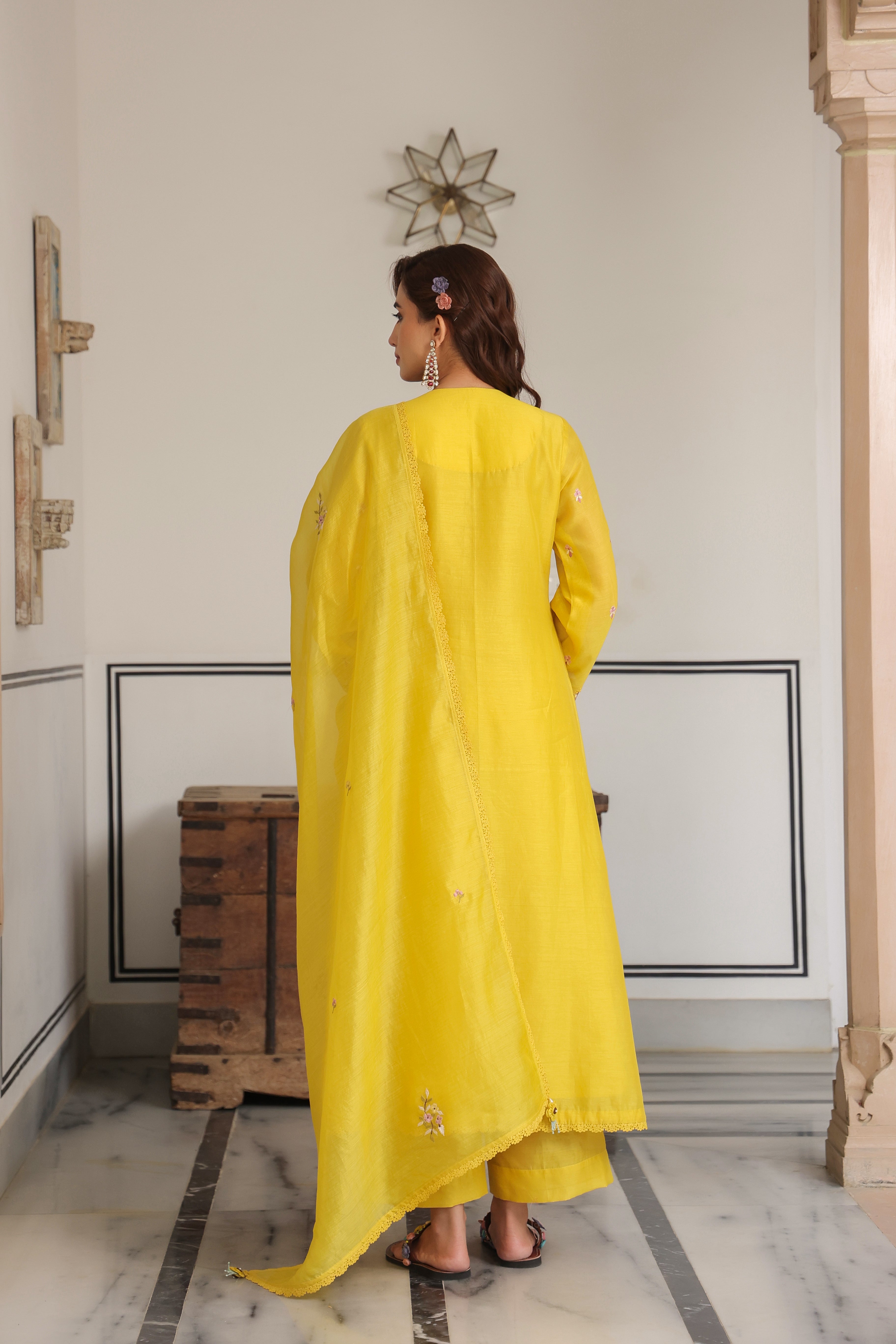 Gulzar Choker Neck Kurta Set