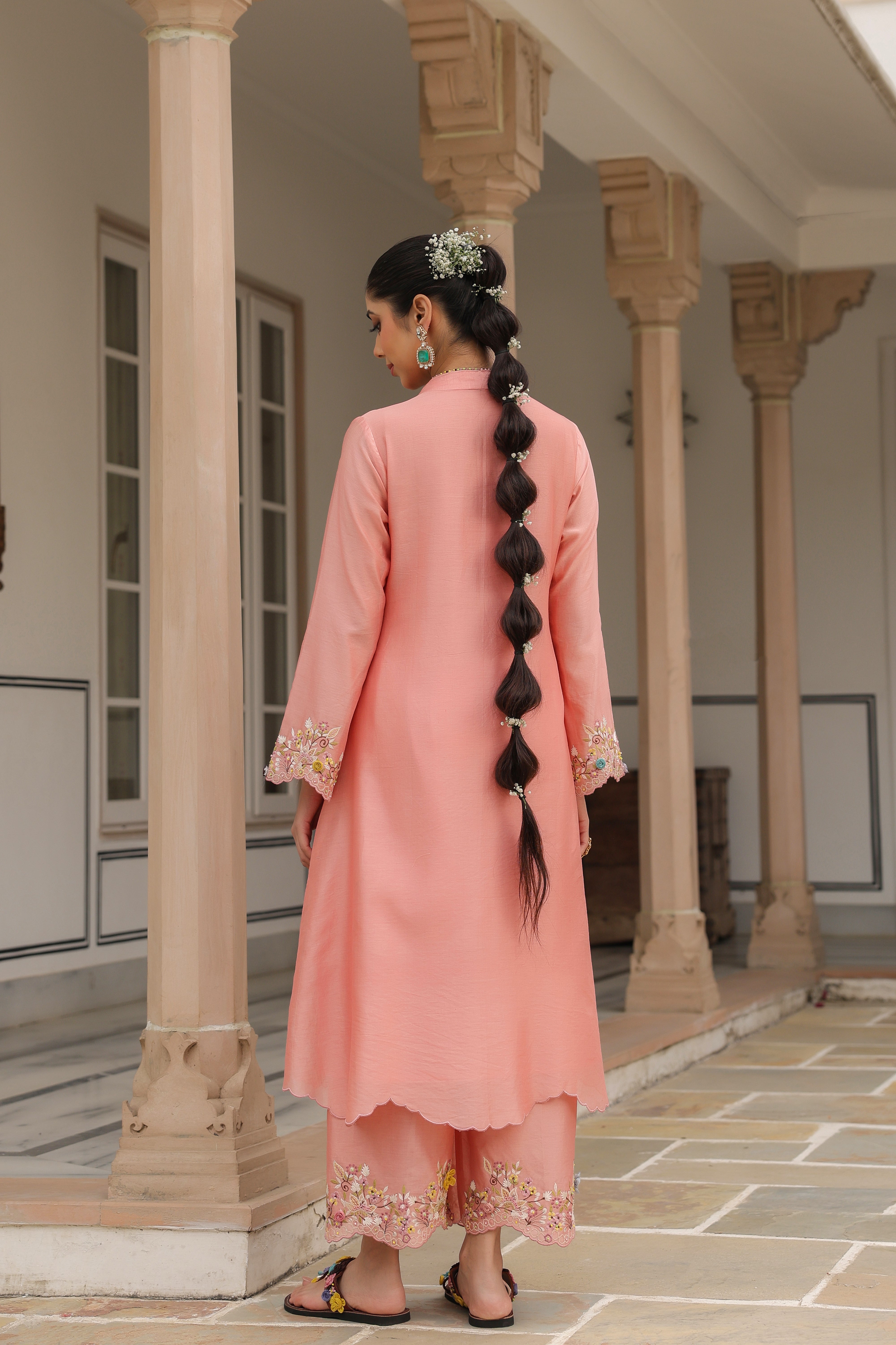Gulzar Scallop Kurta Set