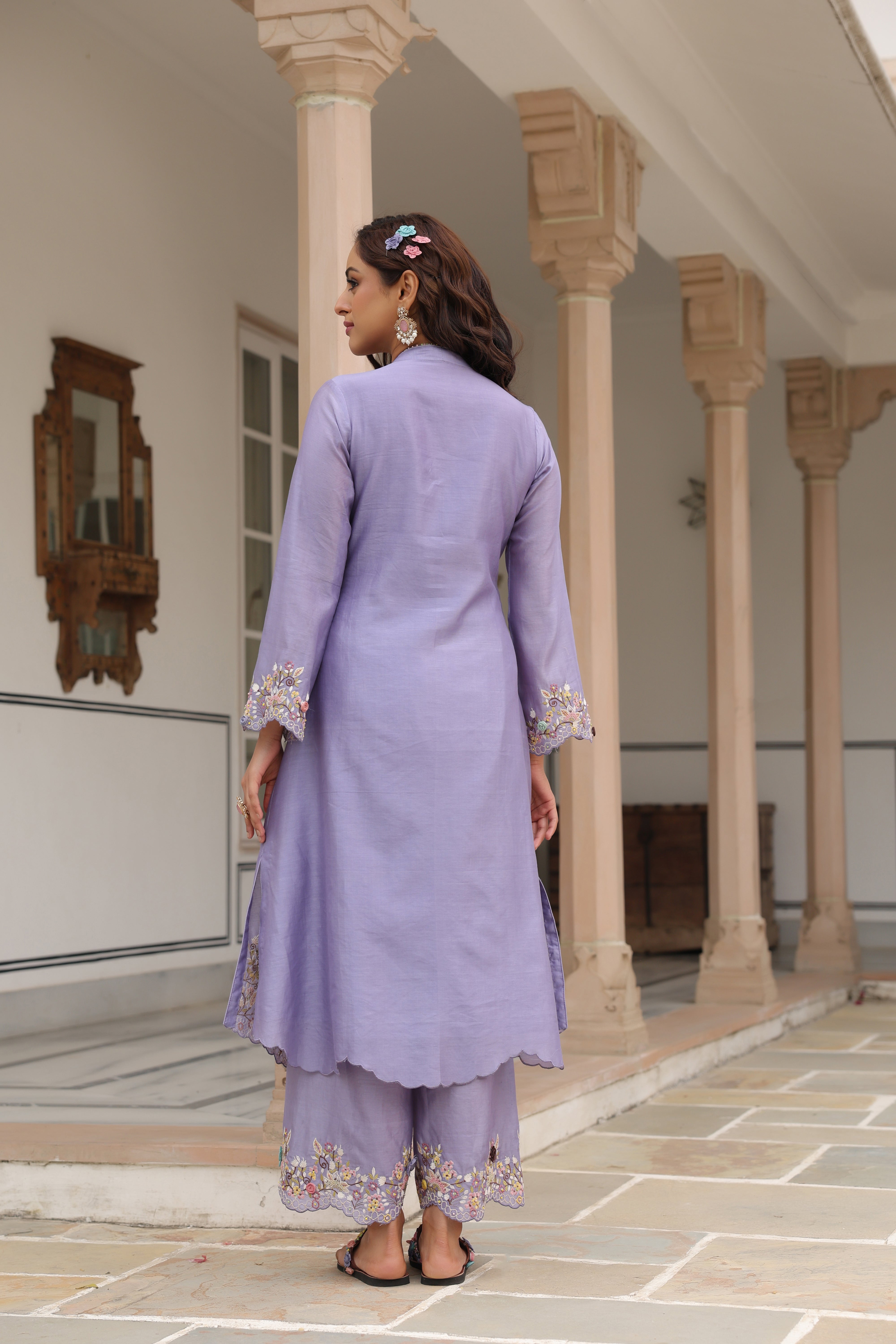Gulzar Scallop Kurta Set