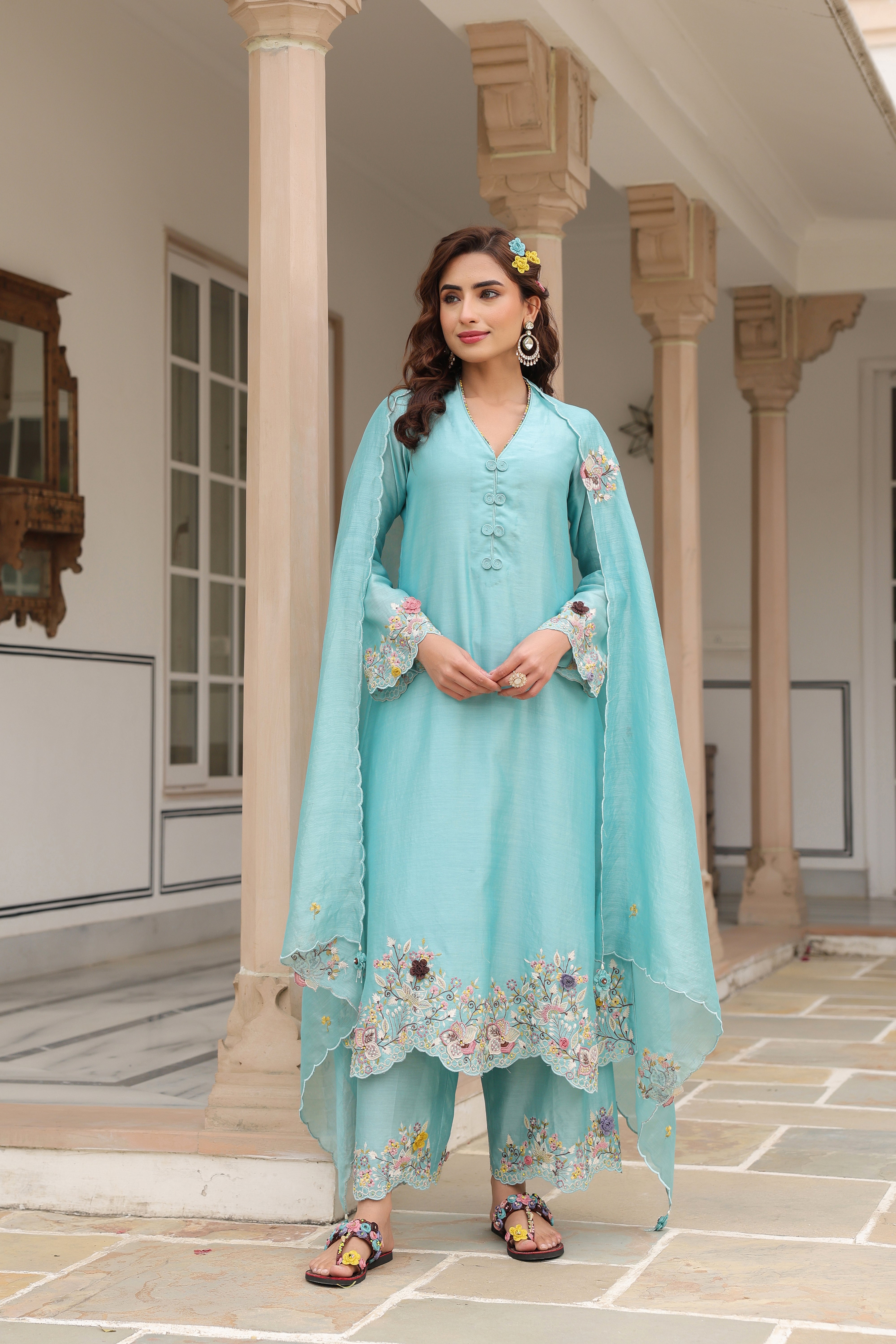 Gulzar Scallop Kurta Set