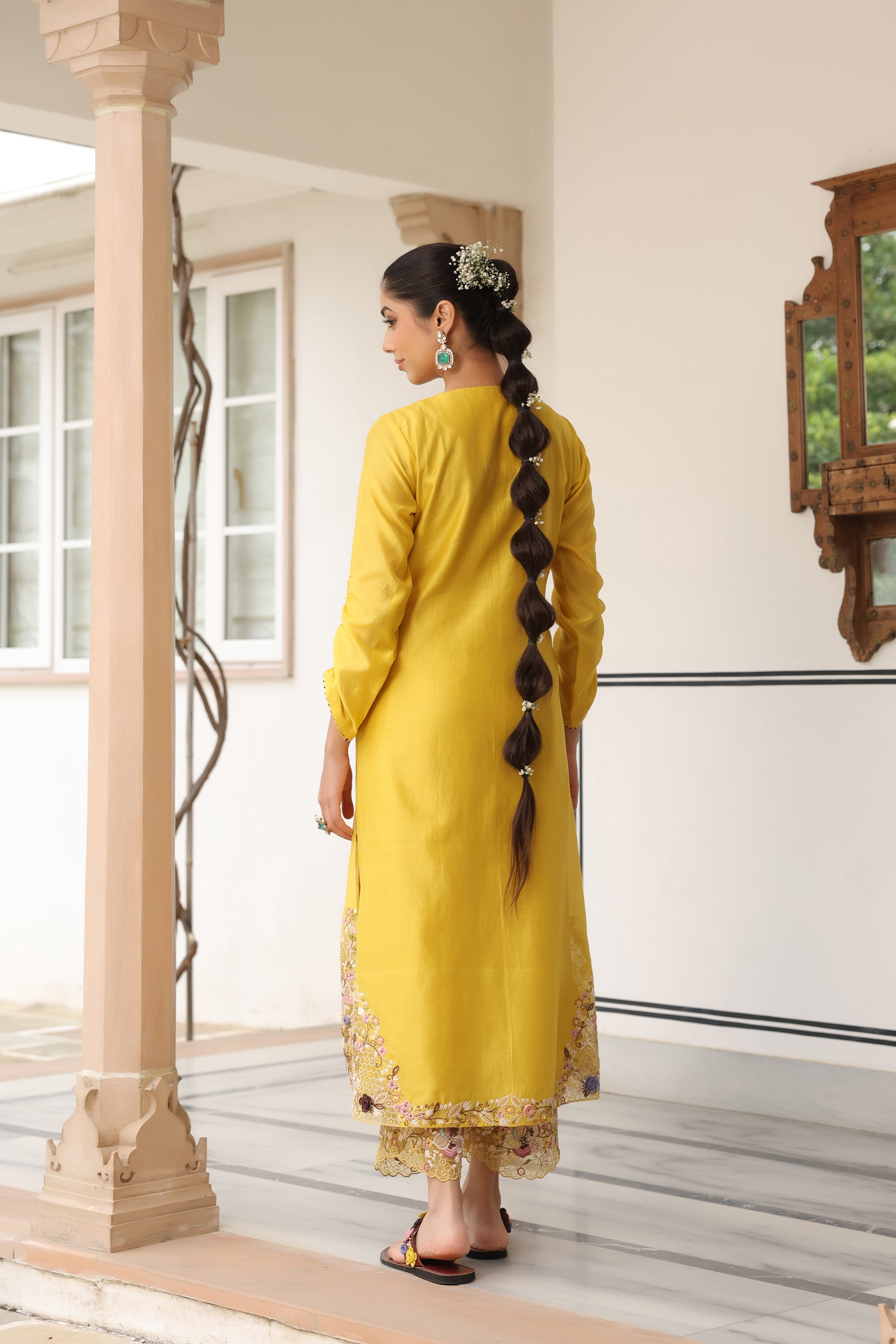 Gulzar Farshi Kurta Set