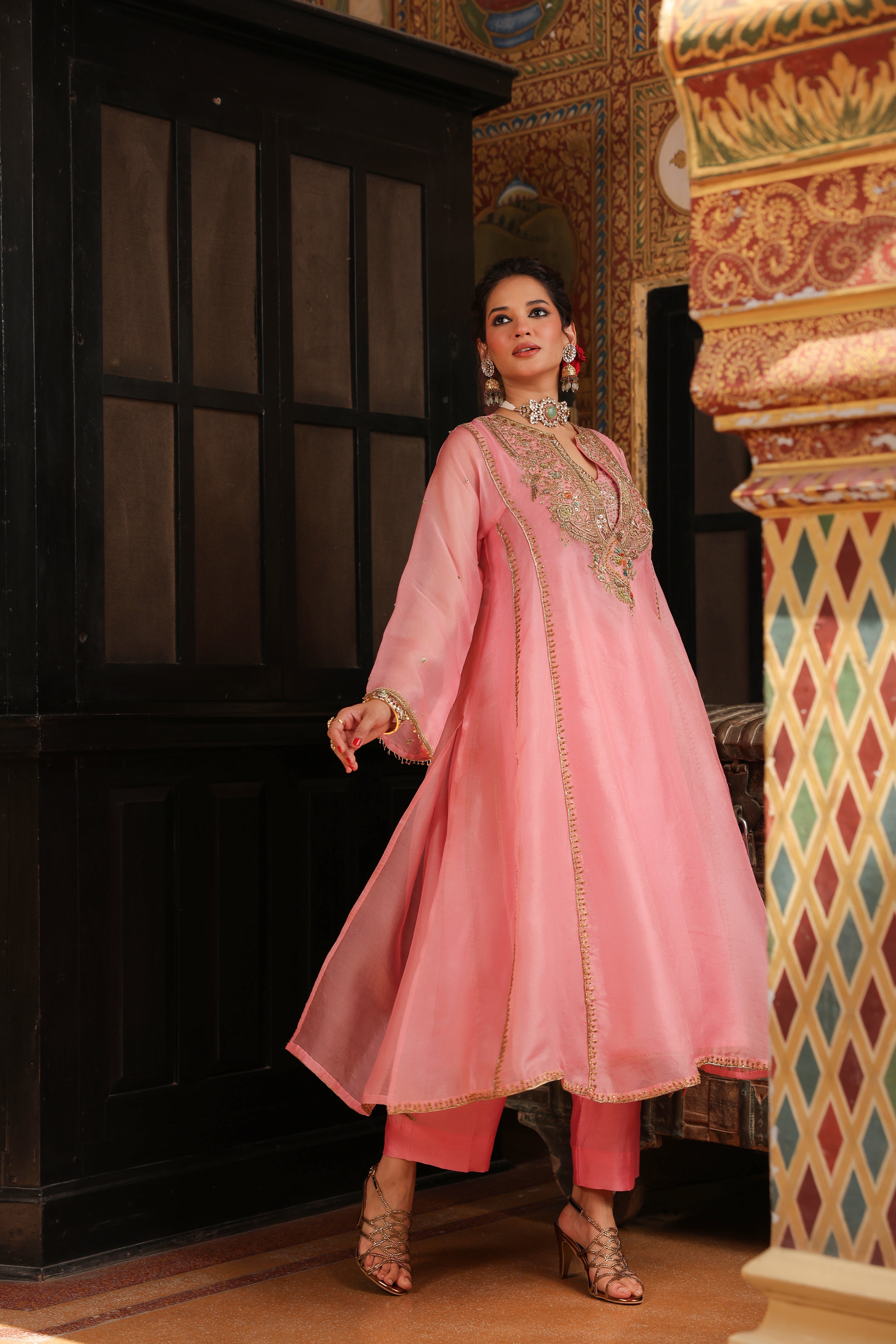 Ahista Pink Pakhi Yoke Pheran Long Kurta Set