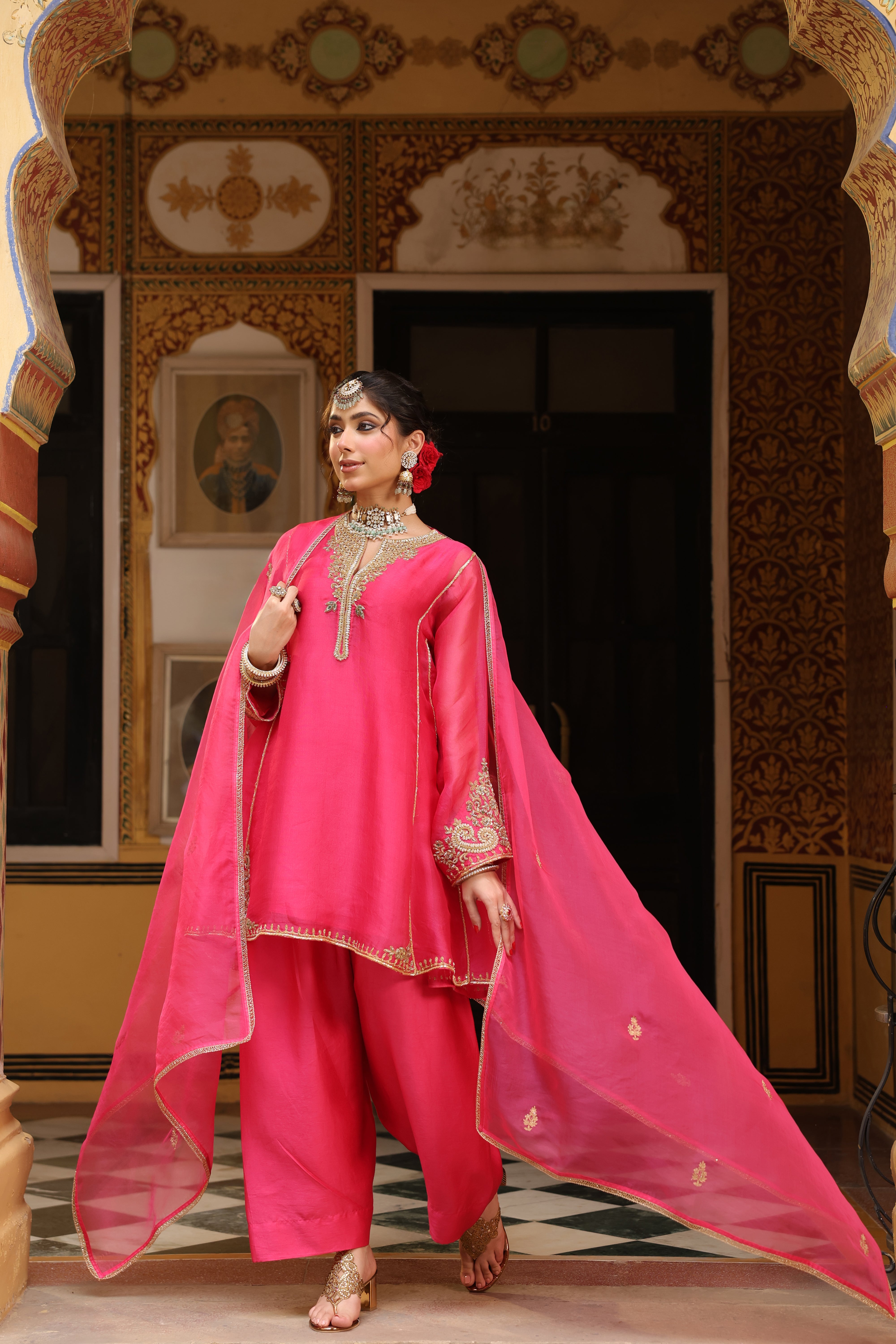 Ahista Pink Pheran Short Kurta Set