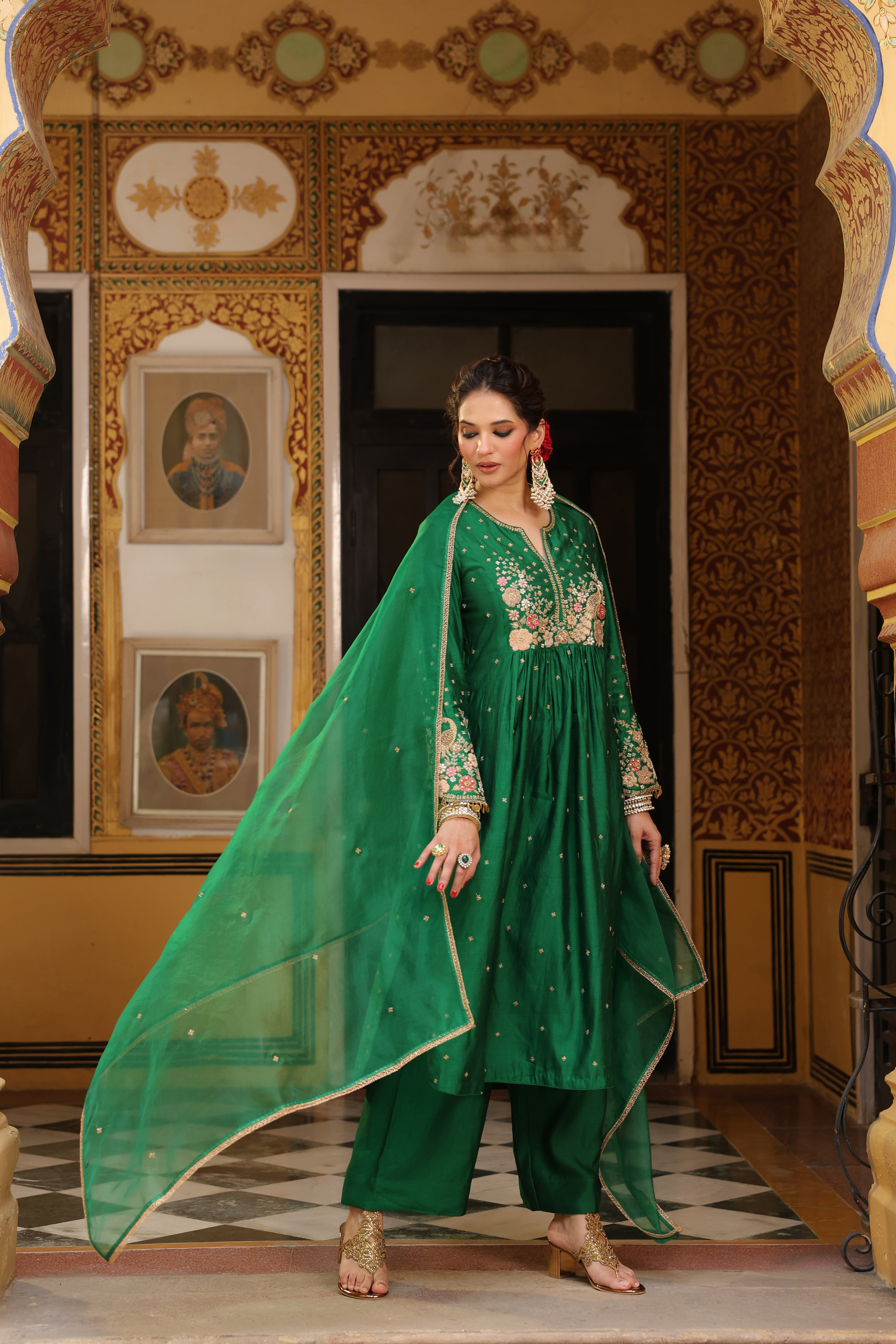 Ahista Green Mayur Applique Frockstyle Kurta Set