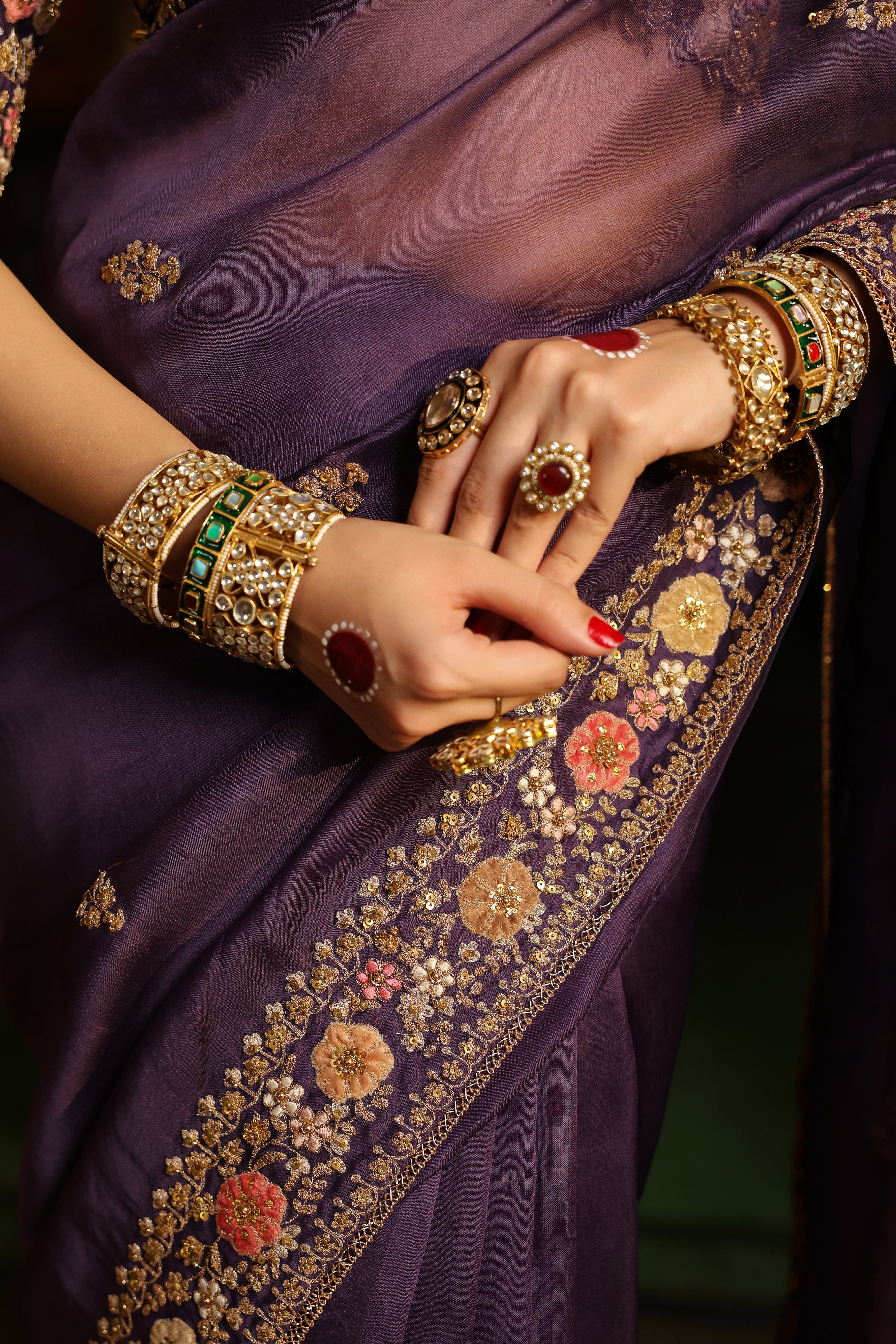 Ahista Purple Mayur Applique Border Saree Set
