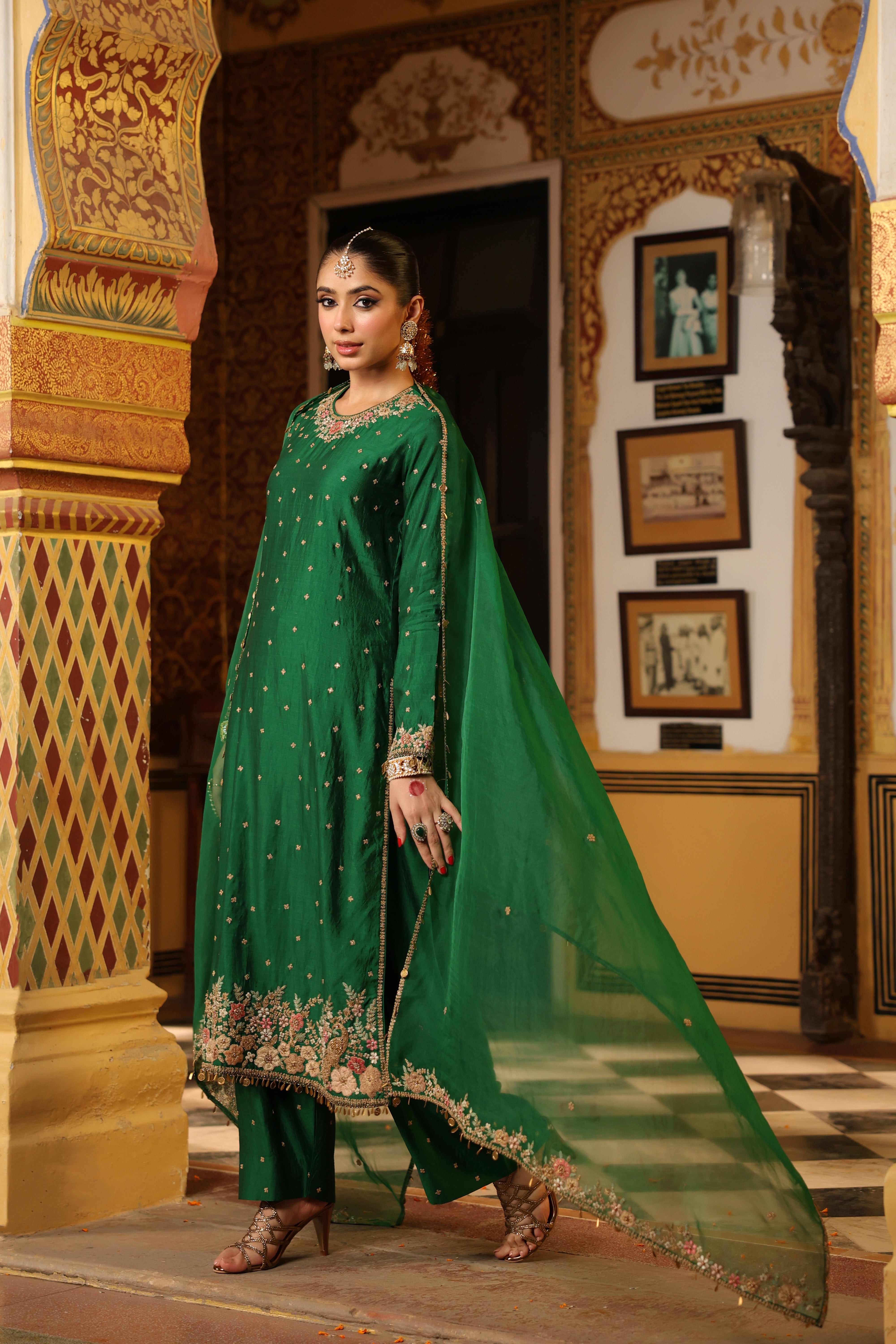Ahista Green Mayur Applique Long Kurta Set