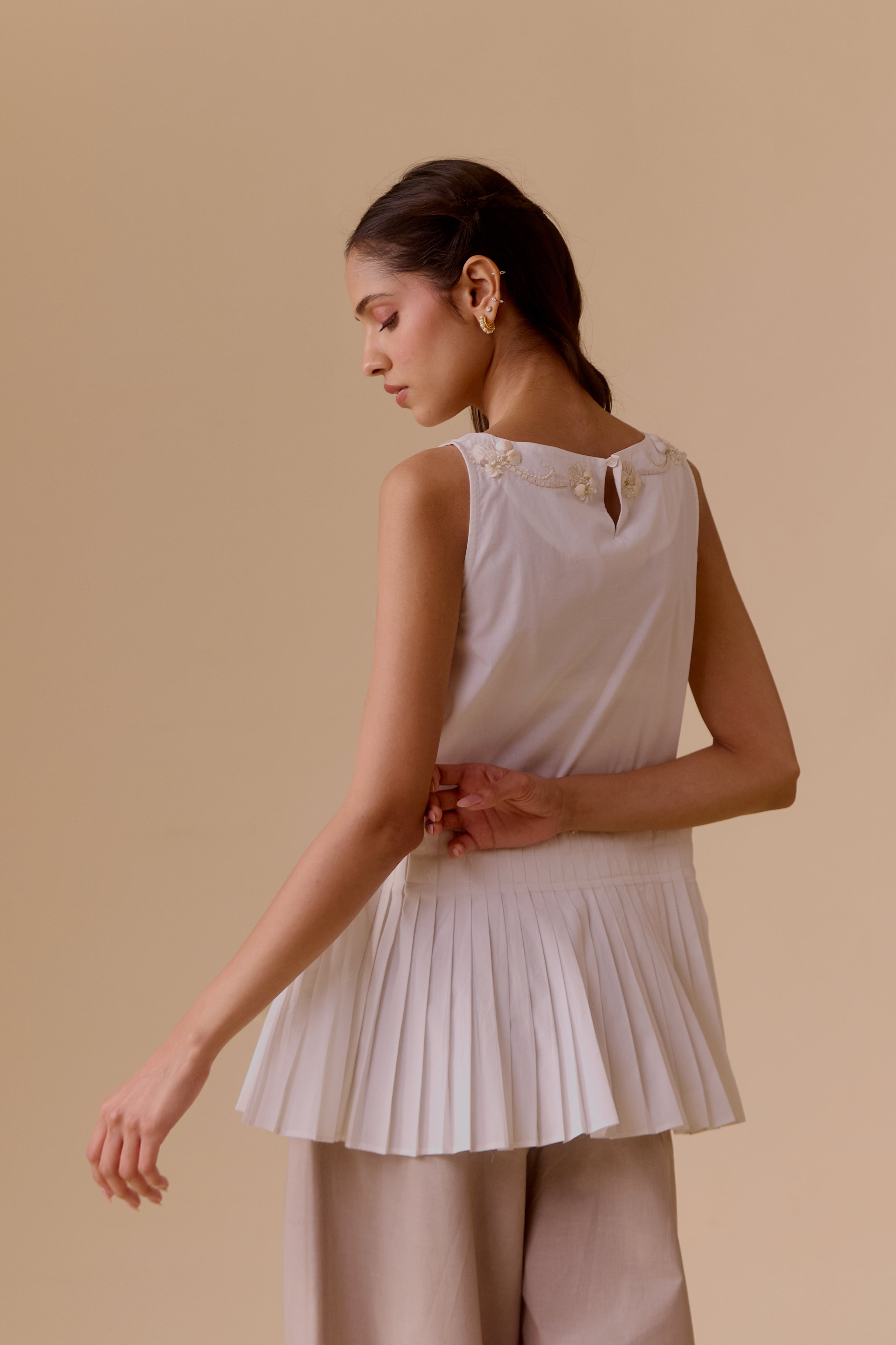 Clara Top White clara sleevless top