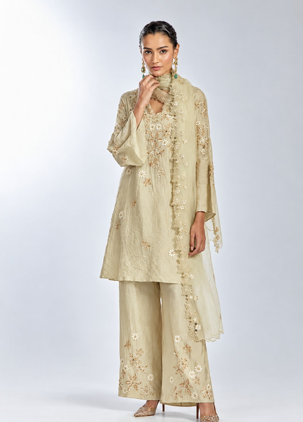 Silver silk organza dupatta with floral thread embroidery