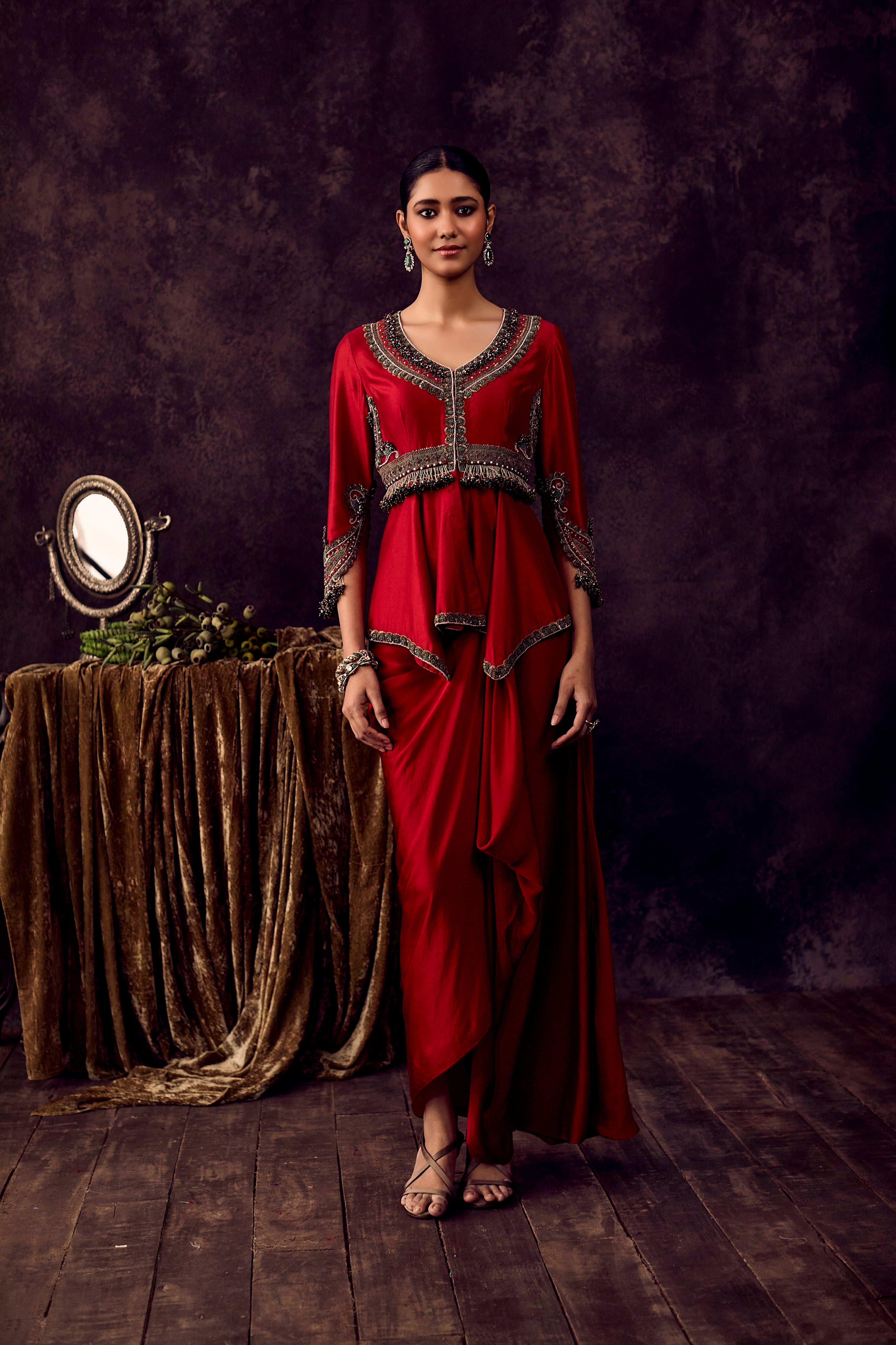 AV DORI THREAD PEPLUM SET