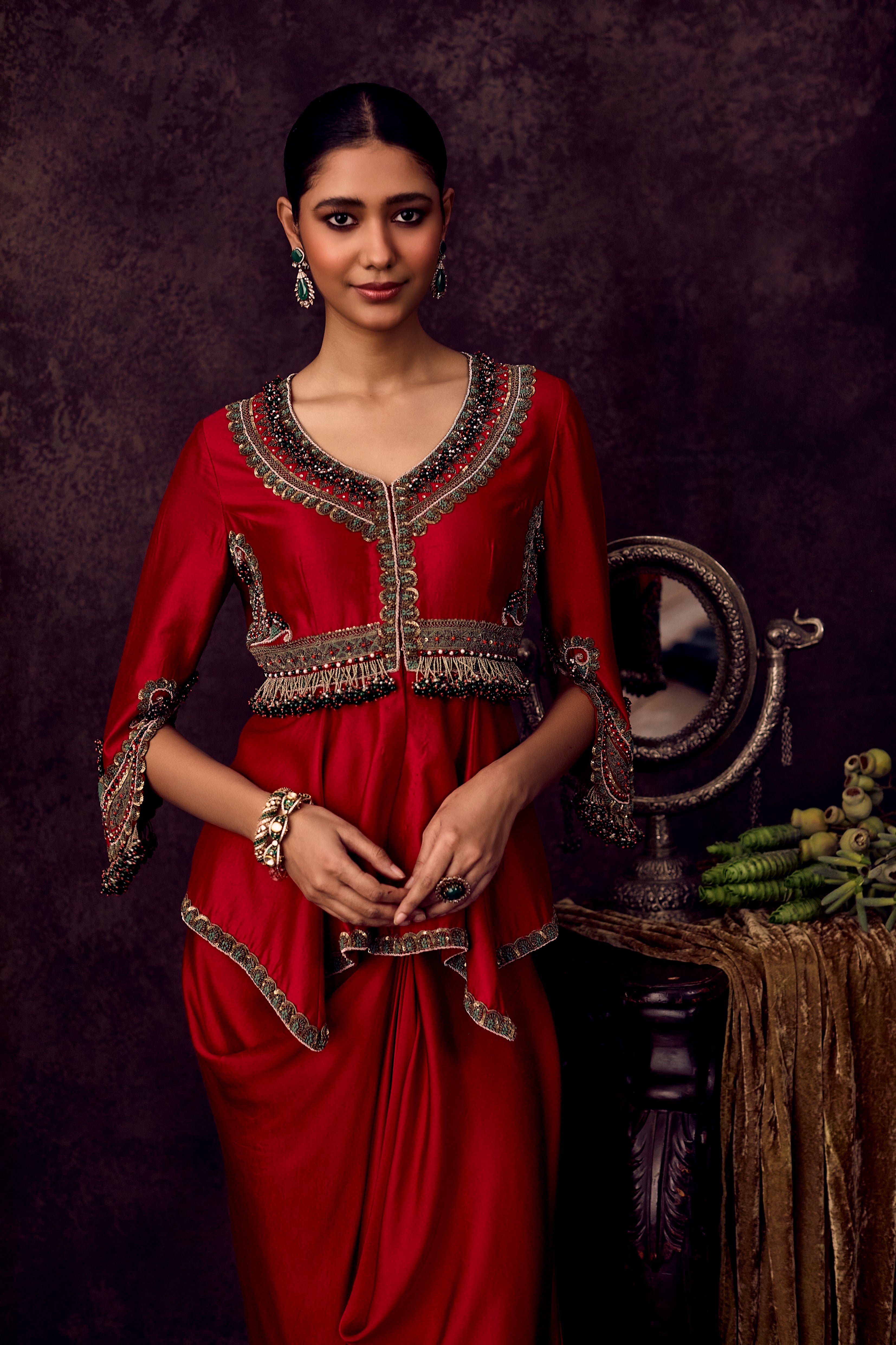 AV DORI THREAD PEPLUM SET