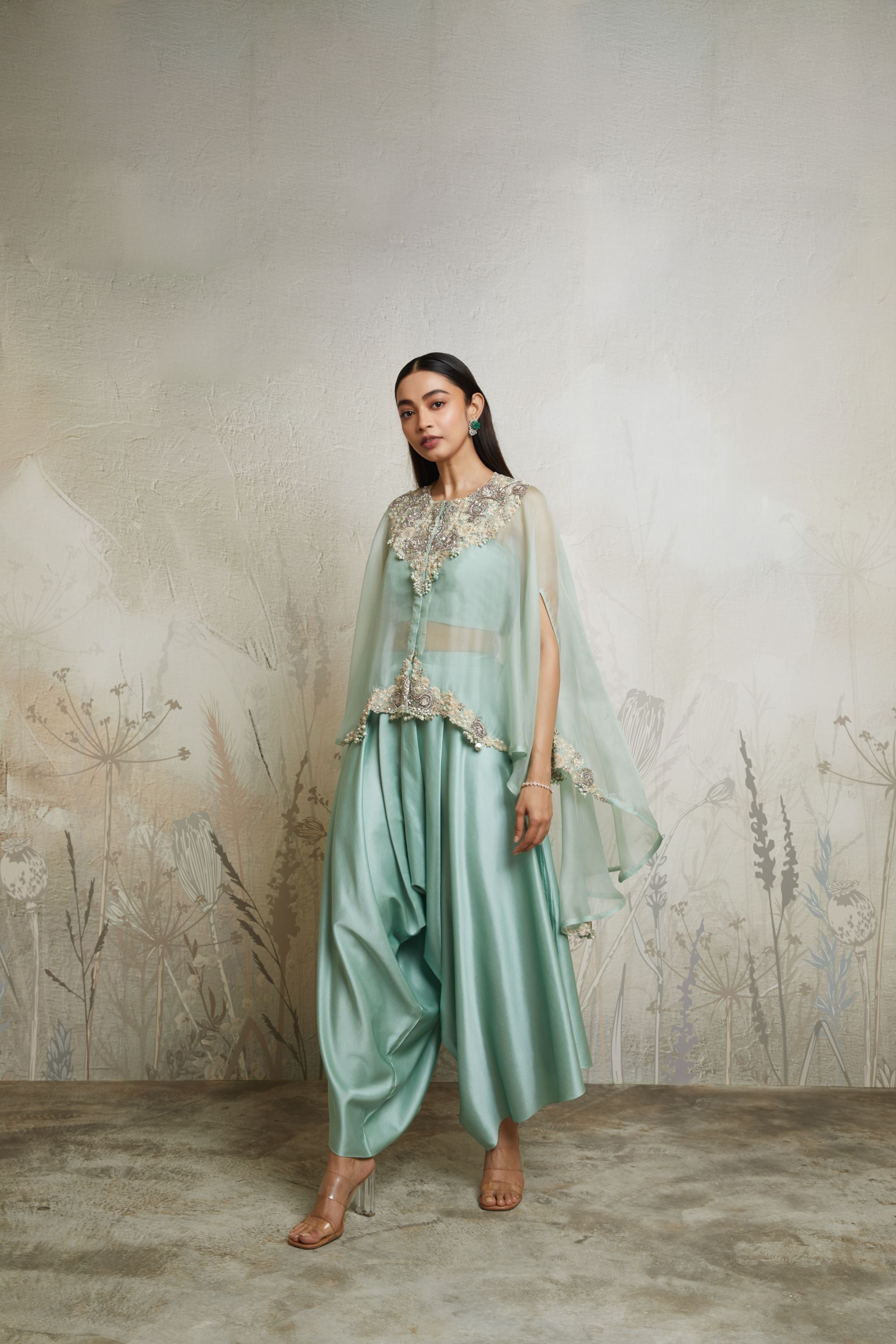 UP RESHAM MAAL UMBRELLA KAFTAAN