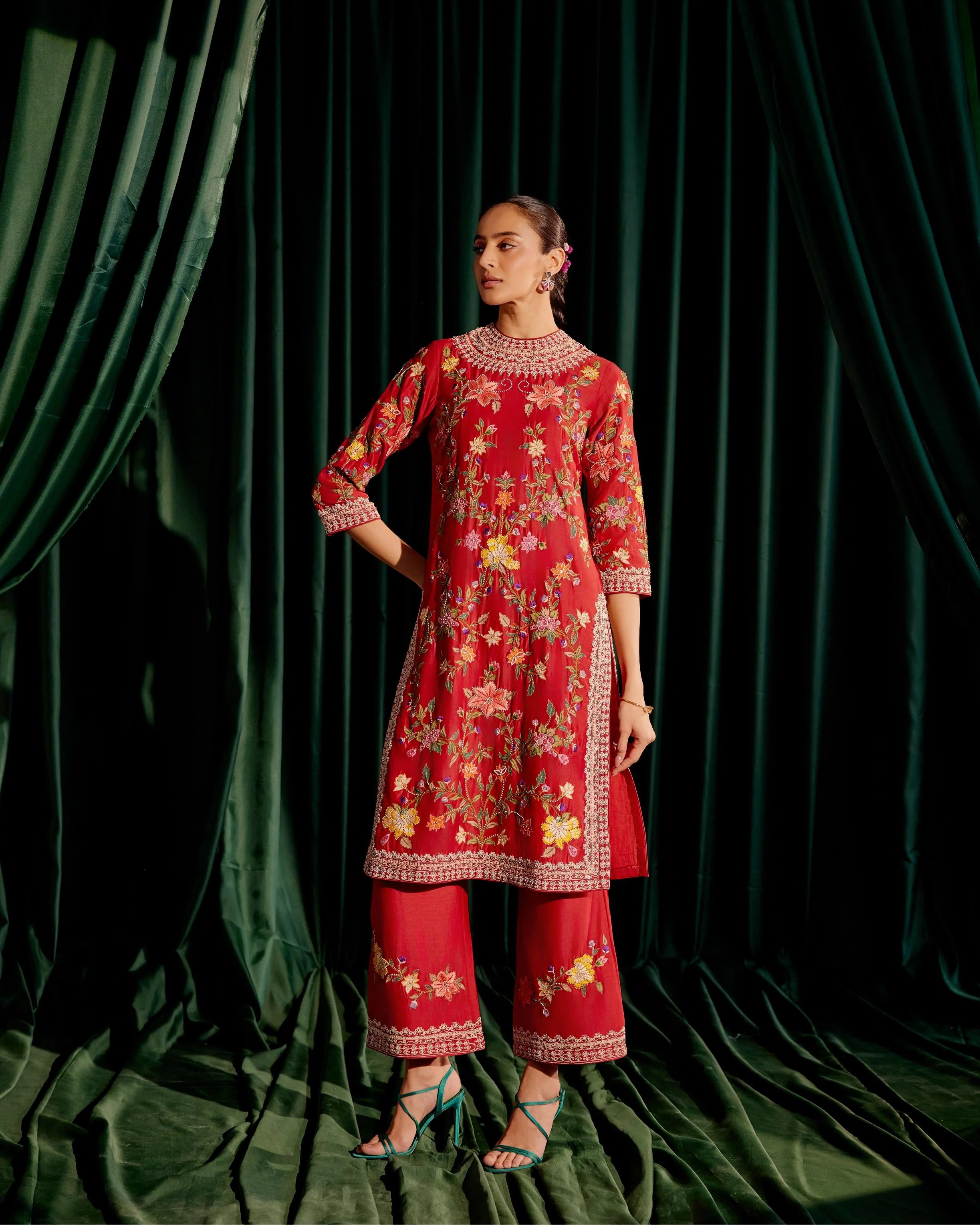 Red Multicolor Floral Embroidered Kurta With Embroidered Pants