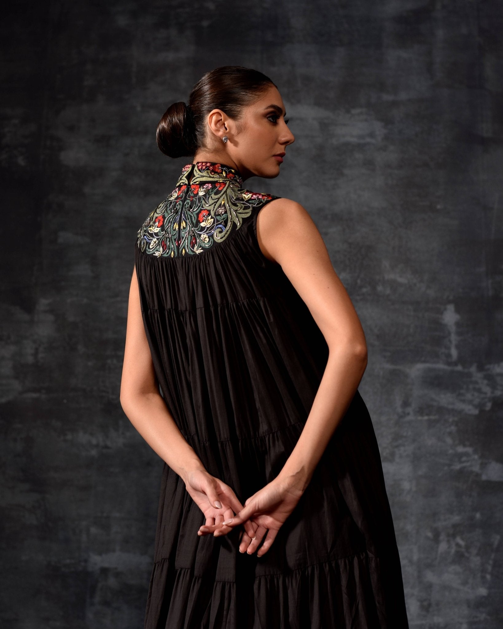 https://cdn.shopify.com/s/files/1/0088/3441/6706/files/embroidered-high-neck-maxi-dress-5704527.jpg?v=1752388640