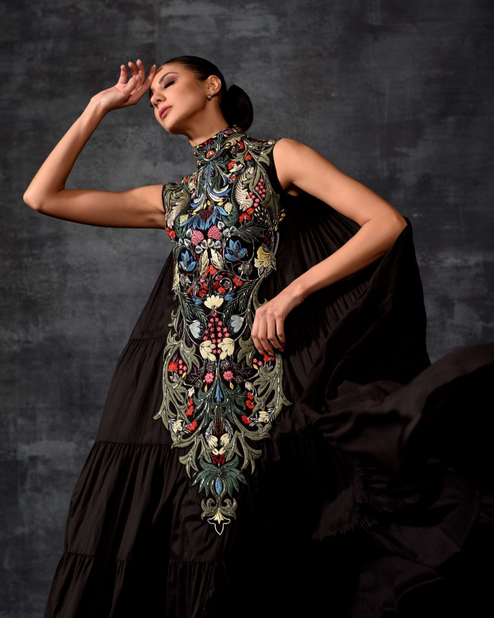 https://cdn.shopify.com/s/files/1/0088/3441/6706/files/embroidered-high-neck-maxi-dress-5988995.jpg?v=1752388640