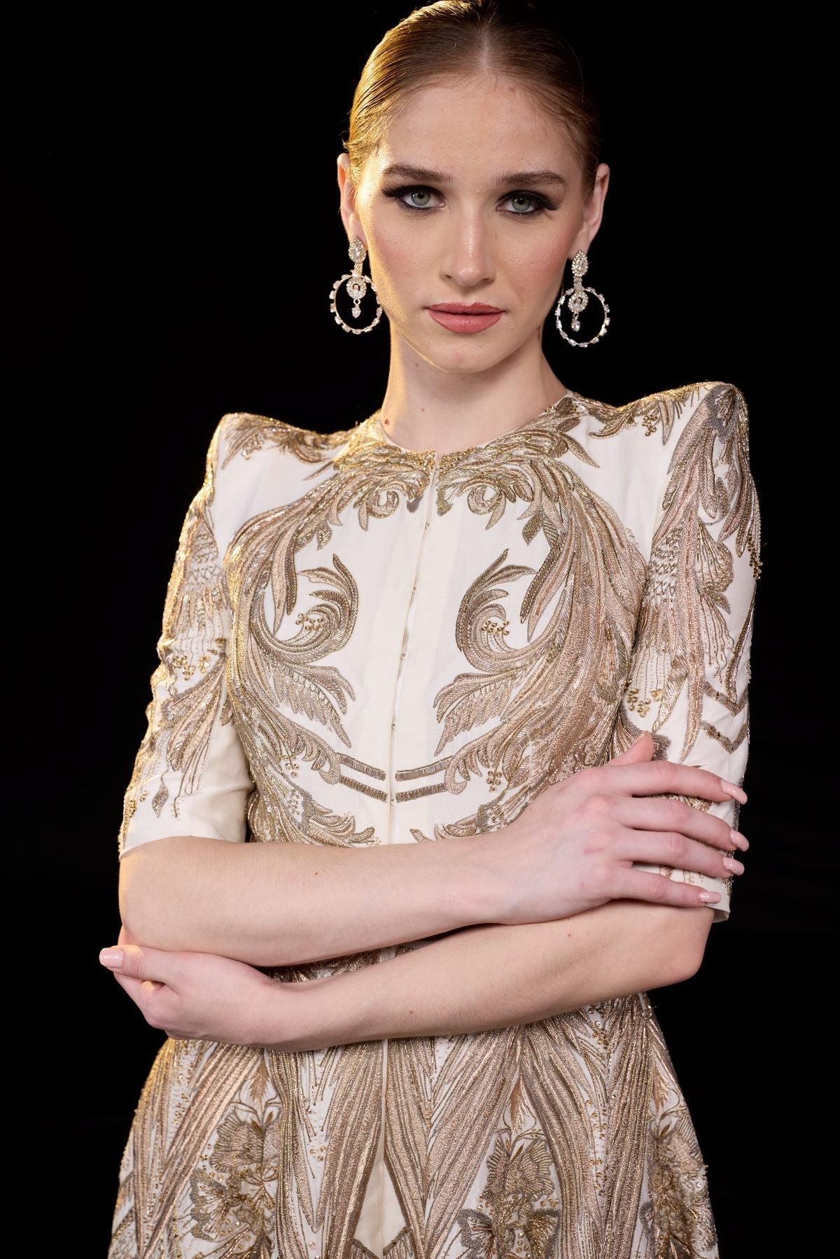 https://cdn.shopify.com/s/files/1/0088/3441/6706/files/ivory-gold-sculpted-embroidered-gown-6585013.jpg?v=1752388532