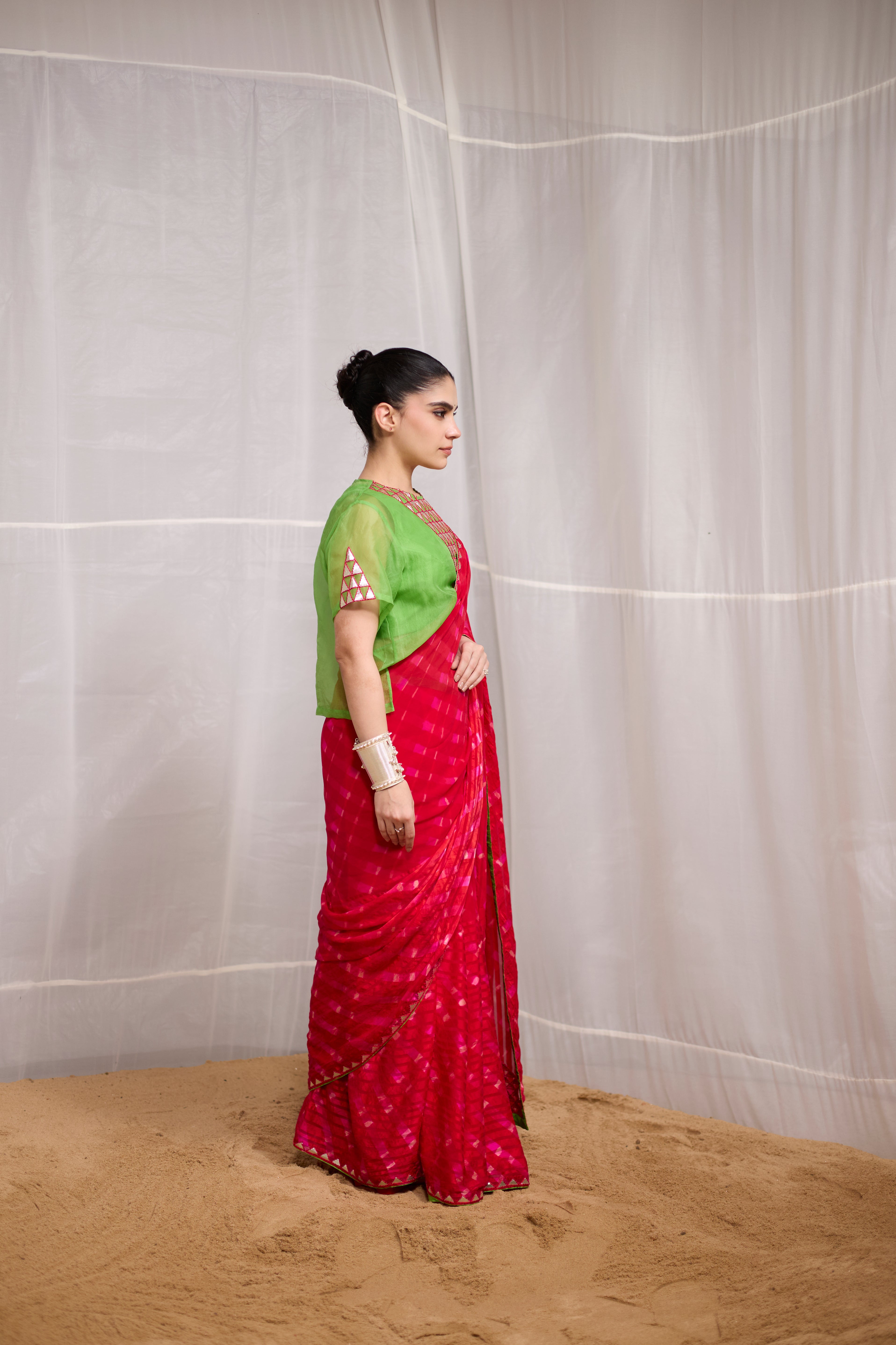 Ret saree
