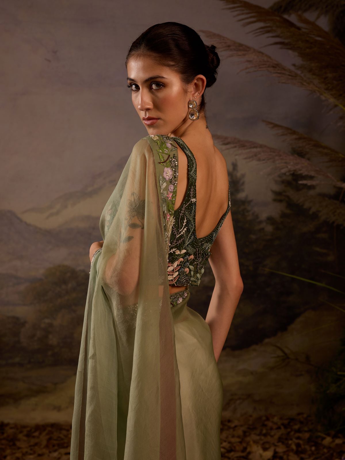 https://cdn.shopify.com/s/files/1/0088/3441/6706/files/olive-green-embroidered-saree-with-blouse-3514304.jpg?v=1752388640
