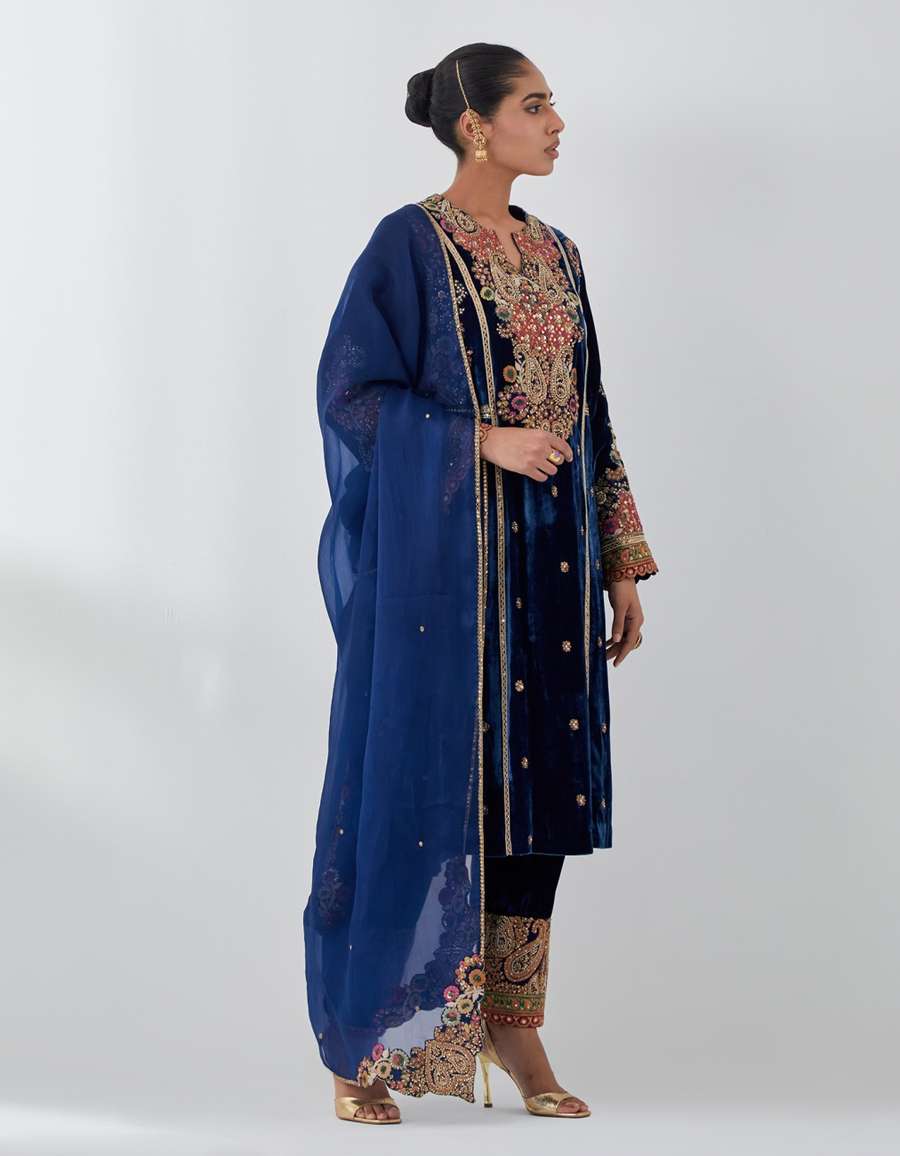Blue Velvet Booti Long Kurti Set