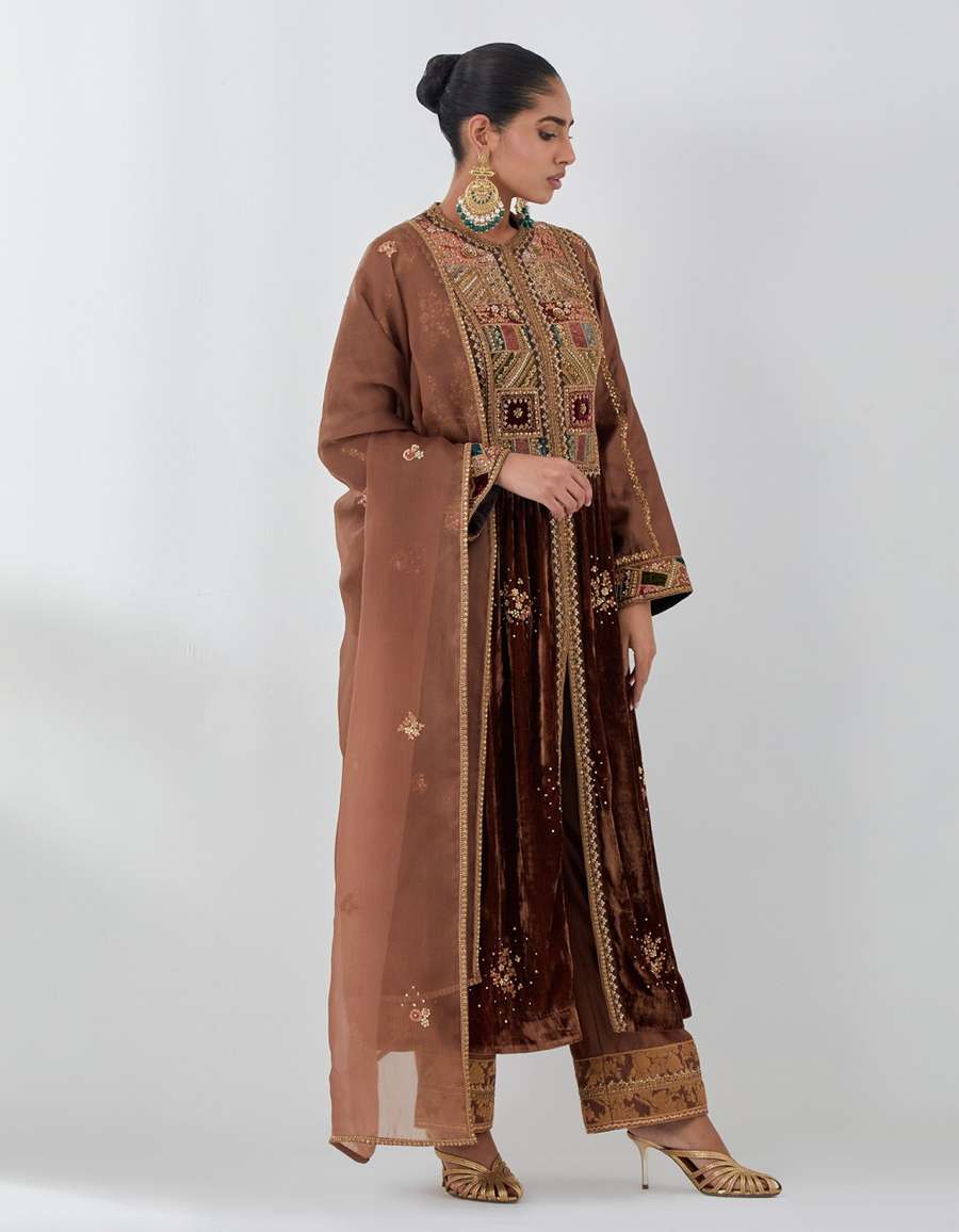 Tuscany Velvet Sq Yoke Neckline Kv Angrakha