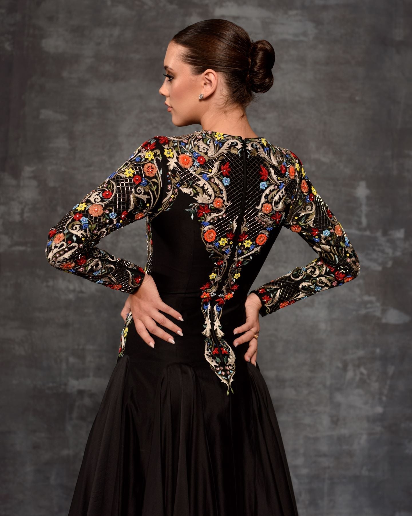 https://cdn.shopify.com/s/files/1/0088/3441/6706/files/vibrant-floral-embroidered-black-gown-5681896.jpg?v=1752388611