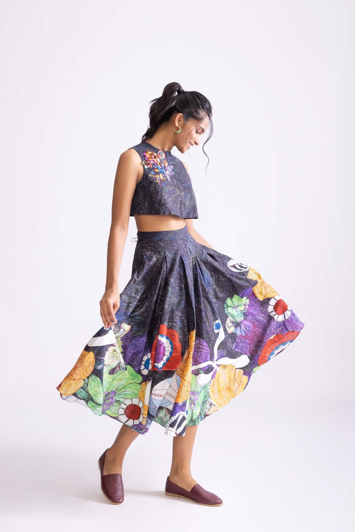 FLARA BLOUSE & NIKKI SKIRT