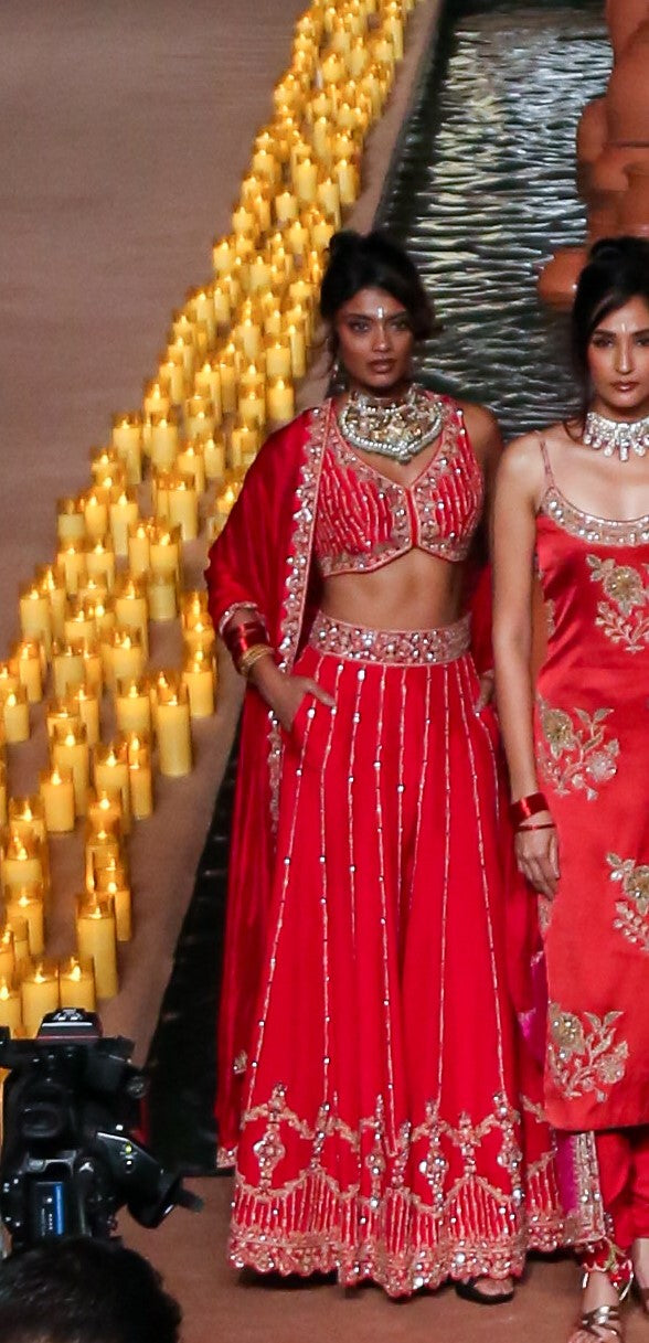 Surkh Laal Sharara Set