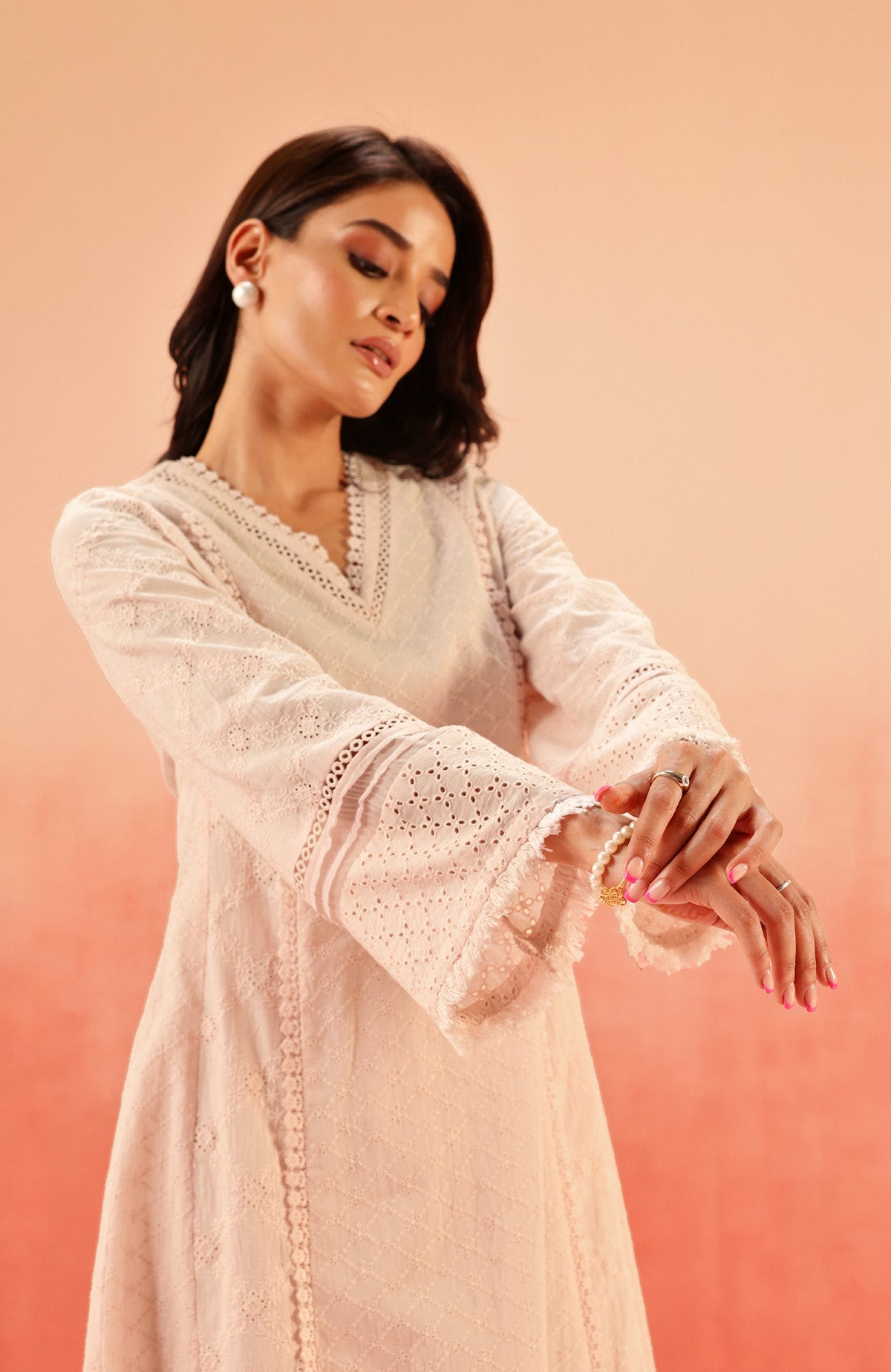 MIRA PINK SCHIFFLI KURTA SET