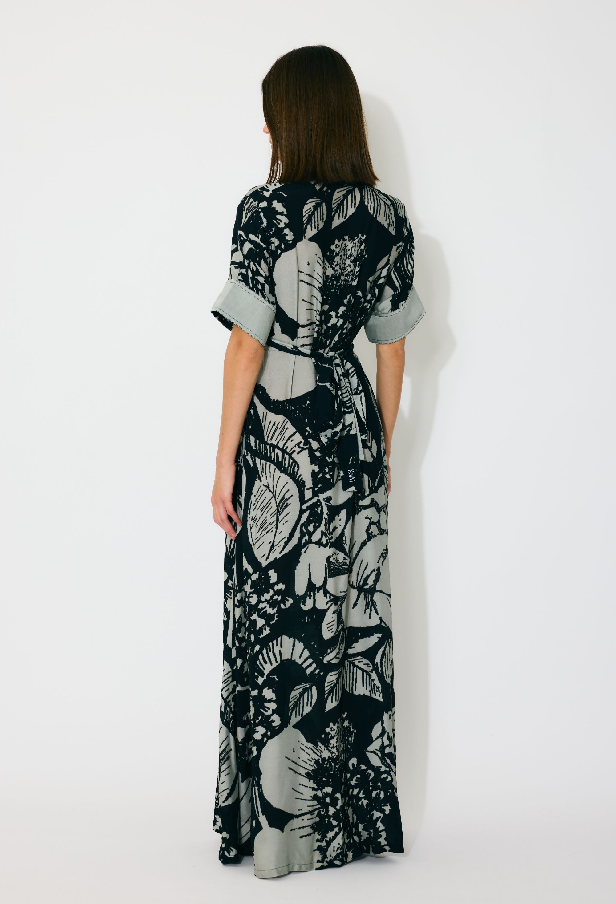 GREY AND BLACK FLORAL SHIRT DRESS