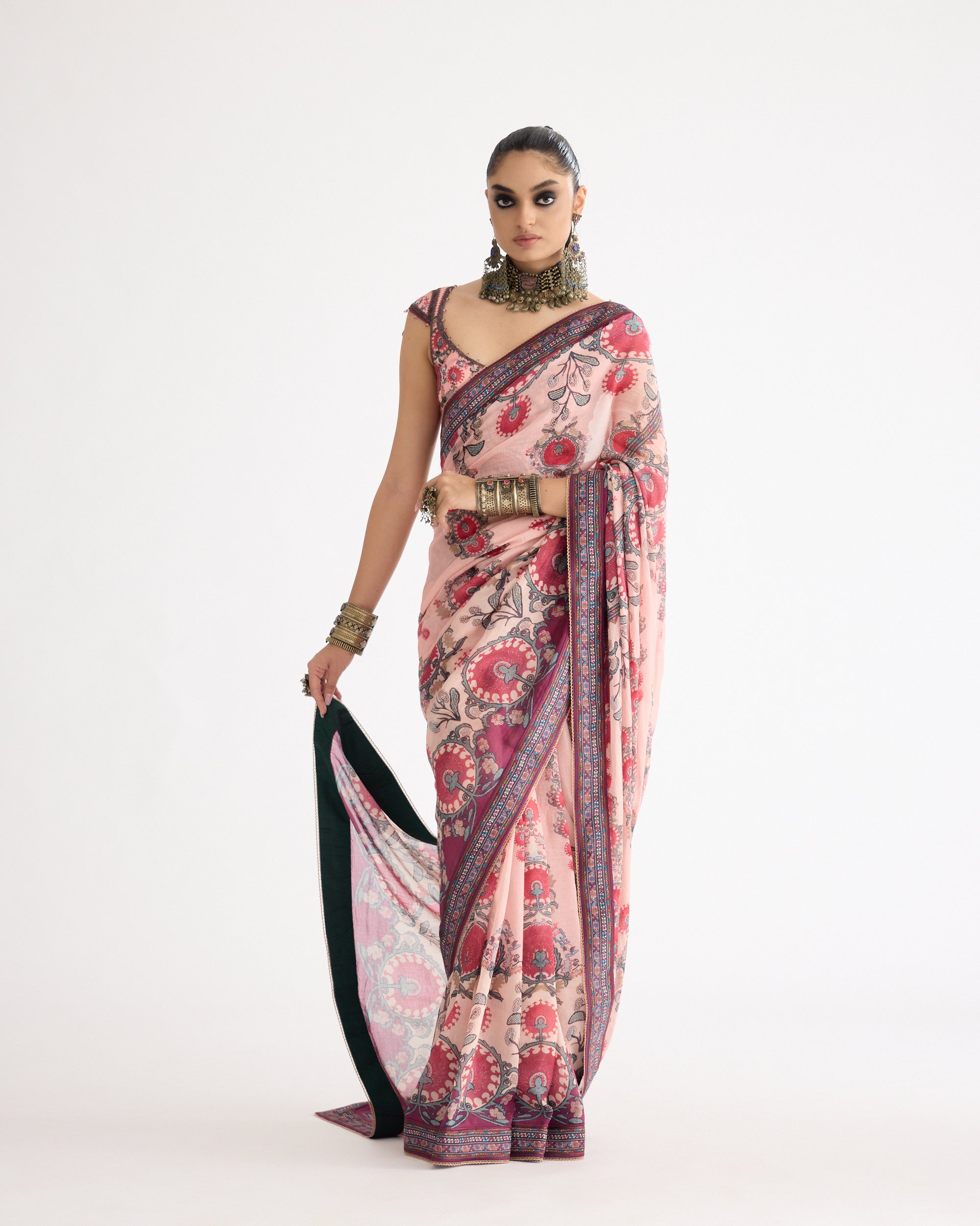 Bukhara : Saavi Blush