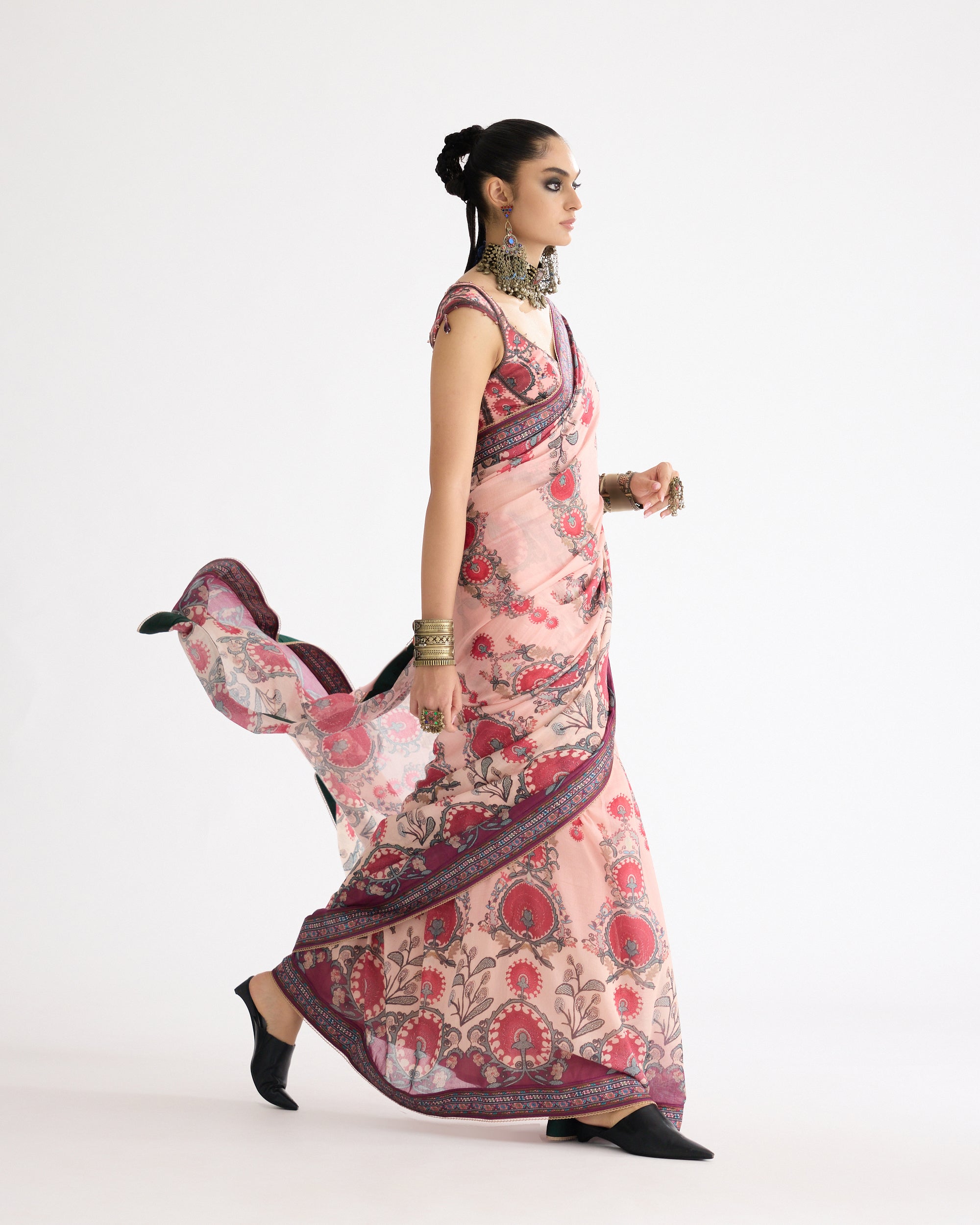 Bukhara : Saavi Blush