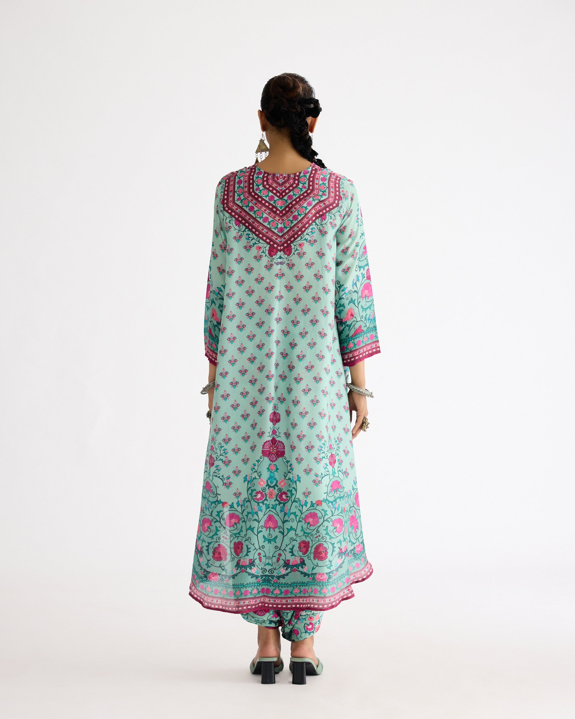 Bukhara : Aarvi