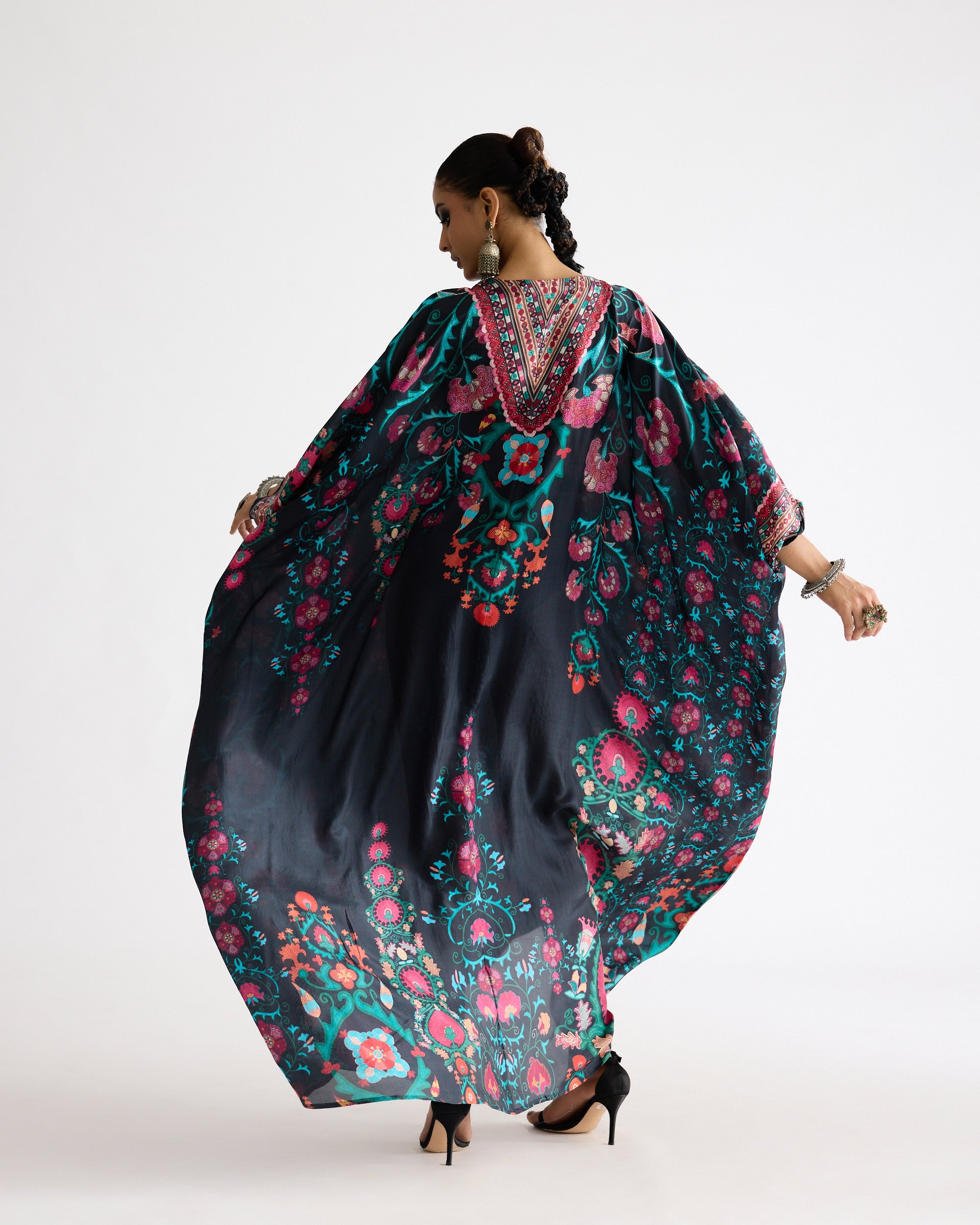 Bukhara : Imama Black