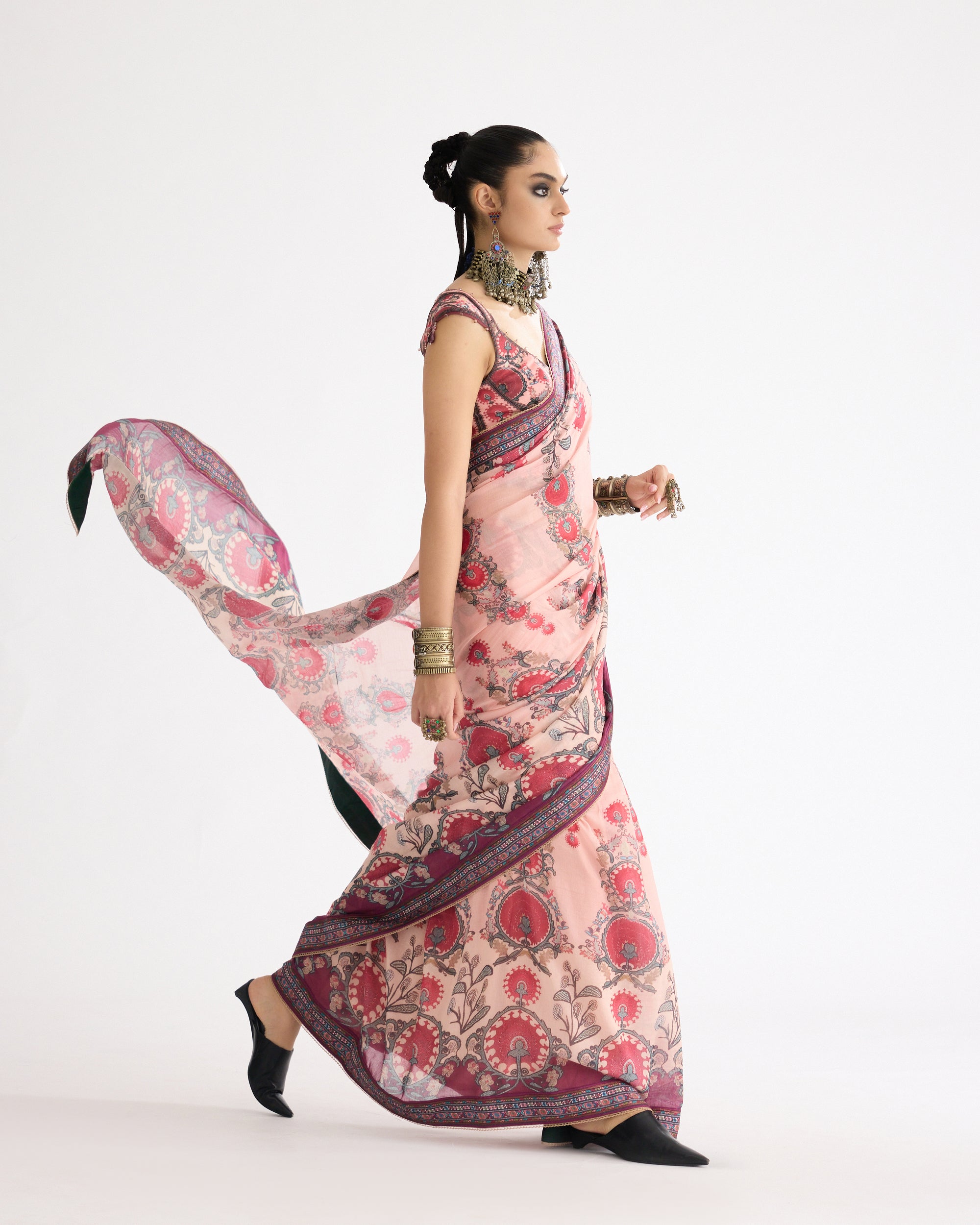 Bukhara : Saavi Blush