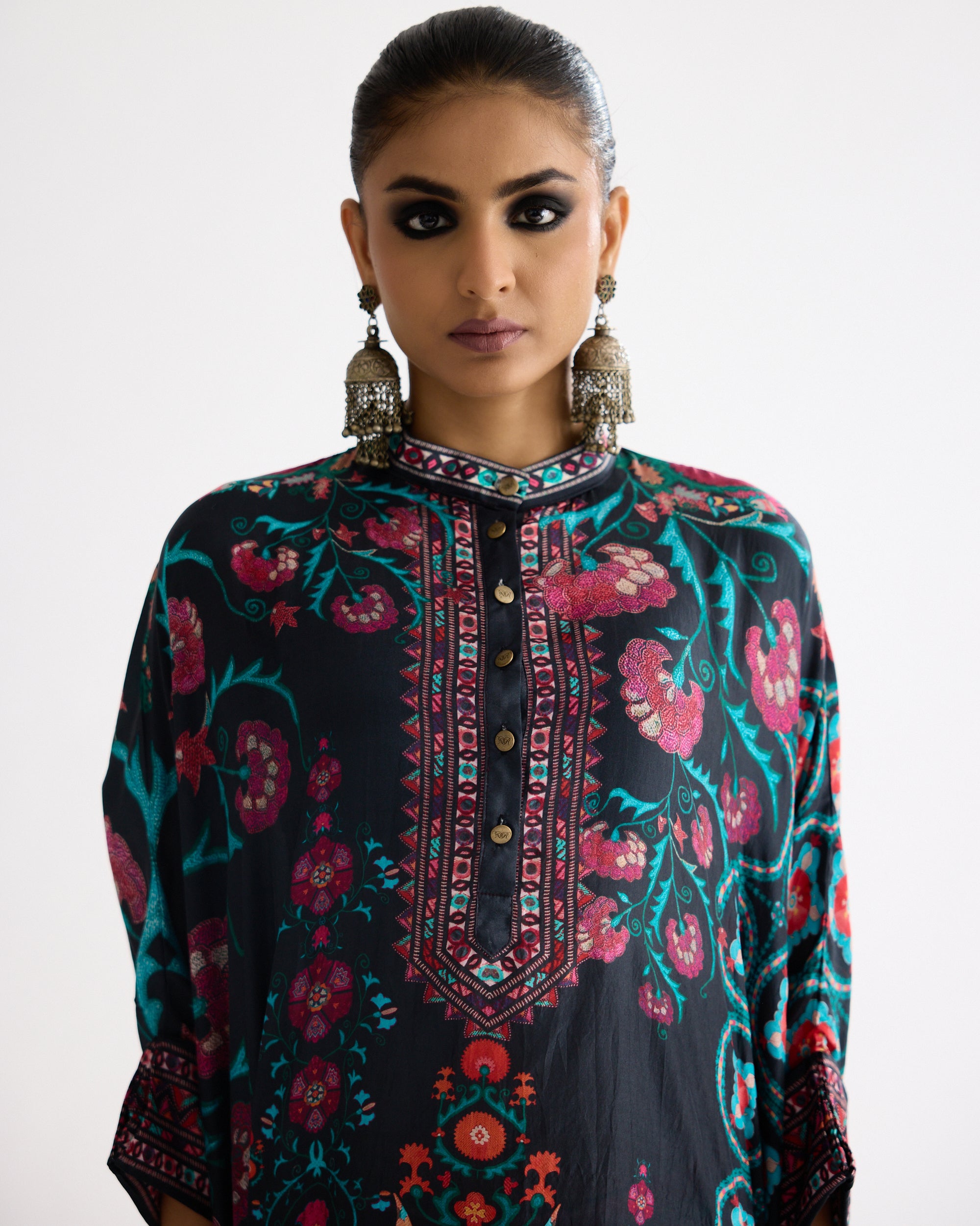 Bukhara : Chanel Black