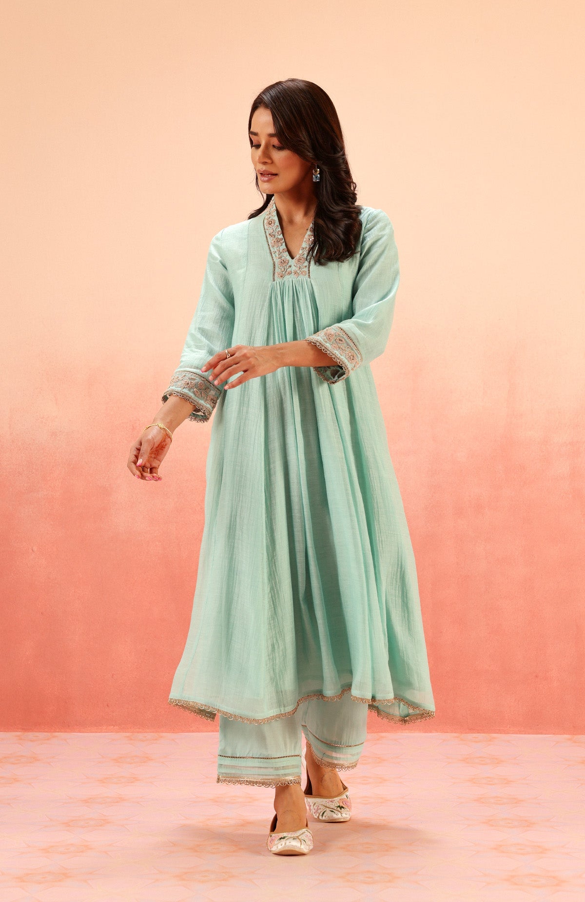CHANDANI TURQUOISE COTTON SILK EMBROIDERED KURTA SET