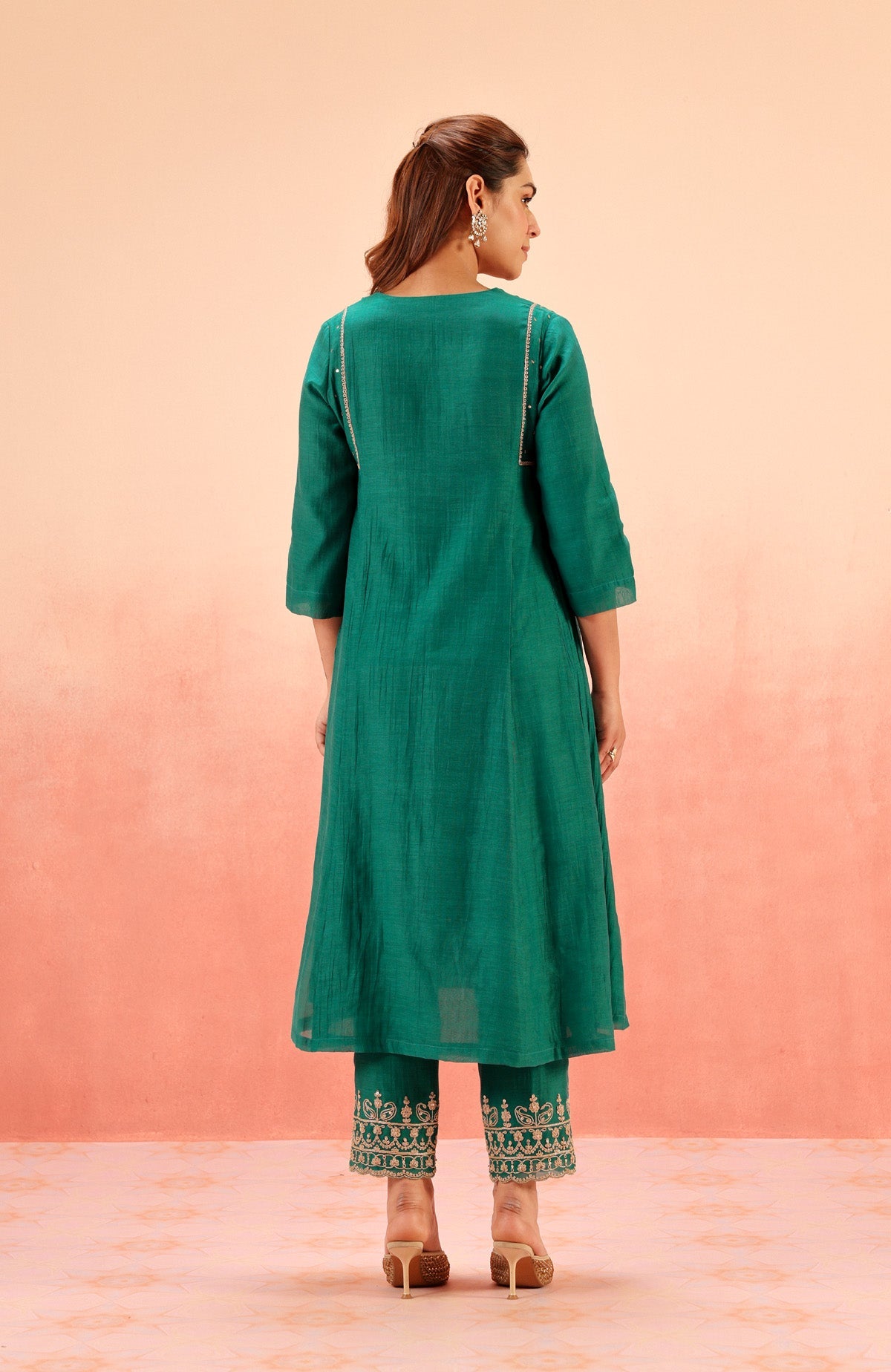 SAMIYA GREEN COTTON SILK CHANDERI EMBROIDERED HANDCRAFTED KURTA SET