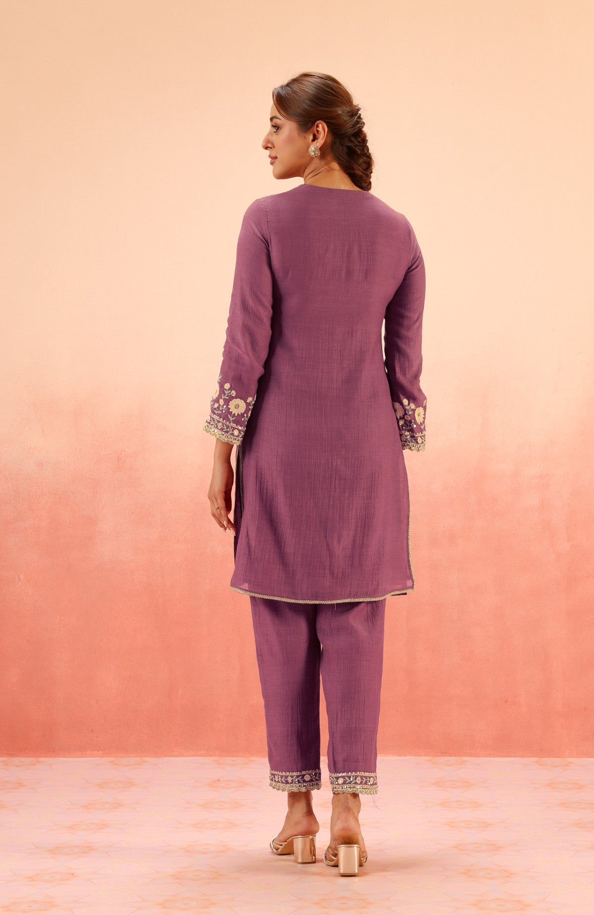 MOGRA PURPLE COTTON SILK CHANDERI EMBROIDERED HANDCRAFTED KURTA SET