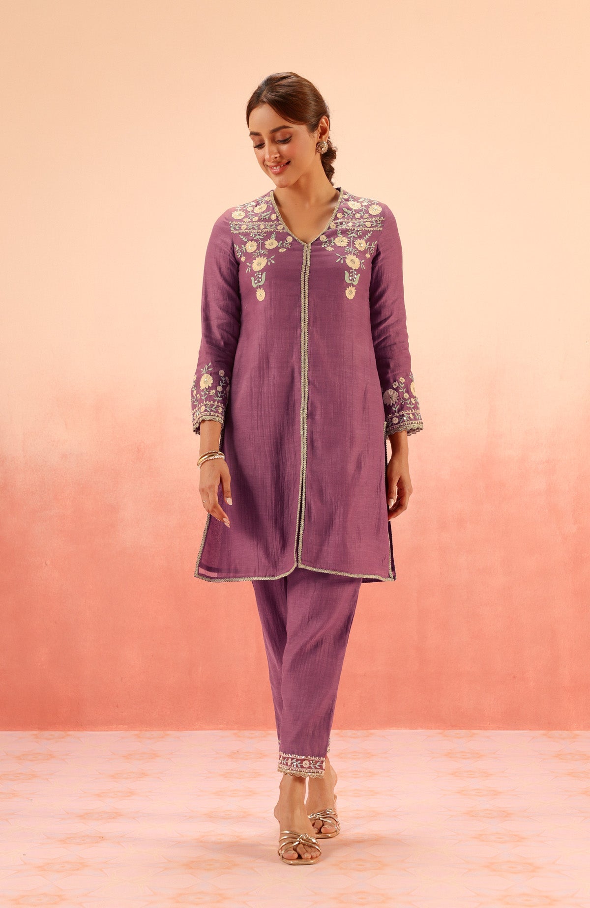 MOGRA PURPLE COTTON SILK CHANDERI EMBROIDERED HANDCRAFTED KURTA SET