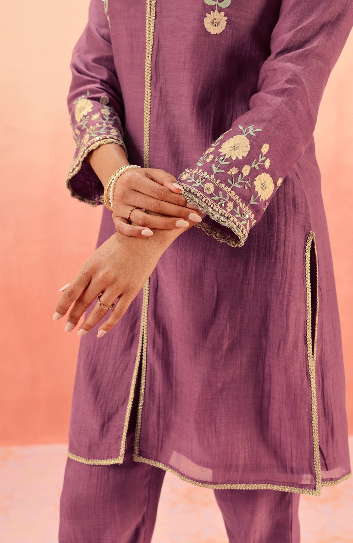 MOGRA PURPLE COTTON SILK CHANDERI EMBROIDERED HANDCRAFTED KURTA SET