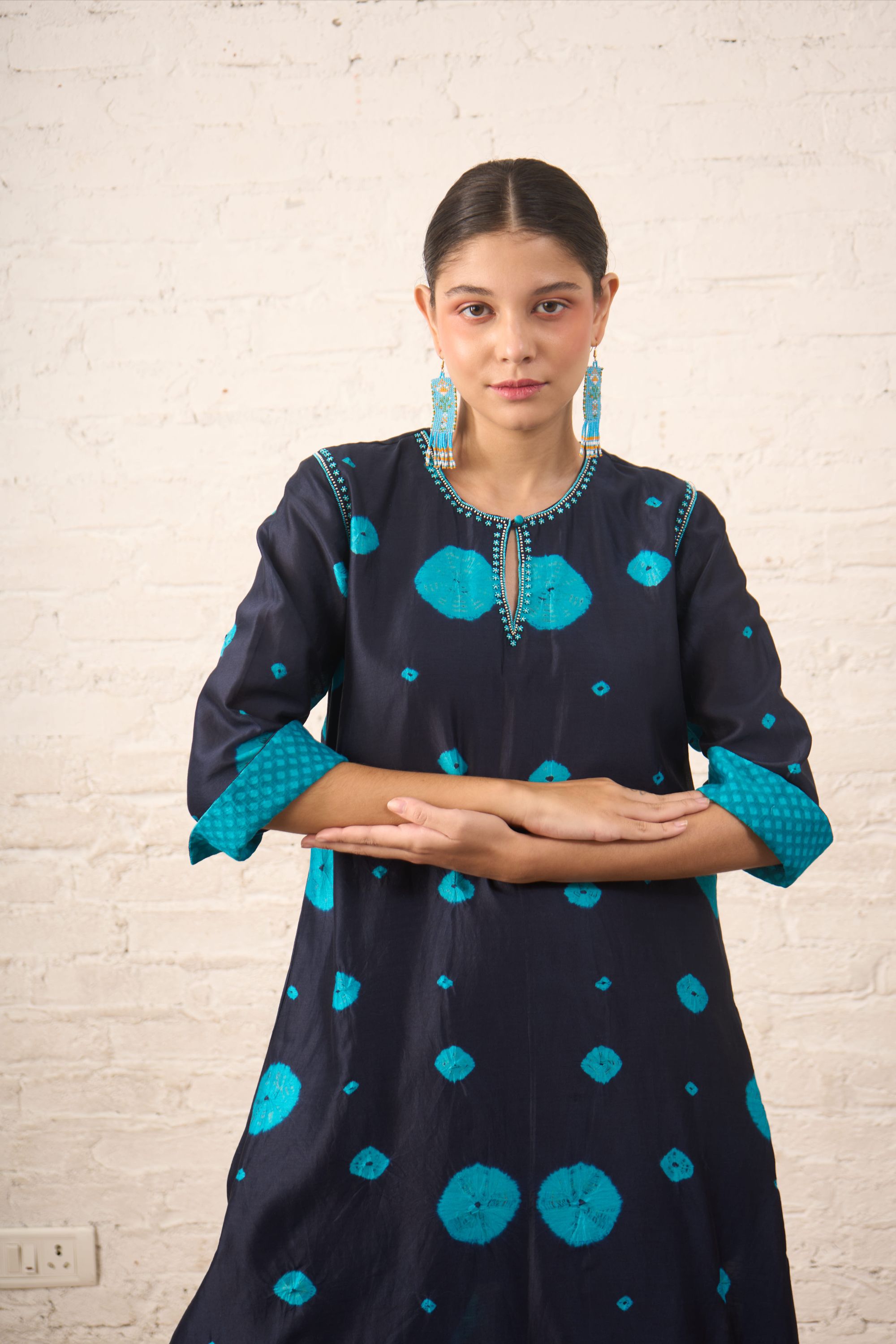 Bandhini Side Hanging Kurta w Pants