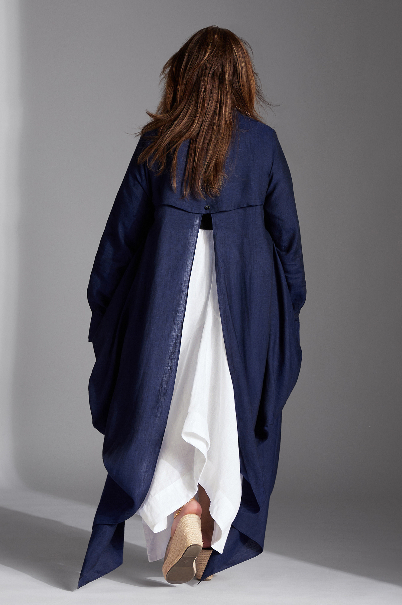 Elva Shirt in Blue Linen