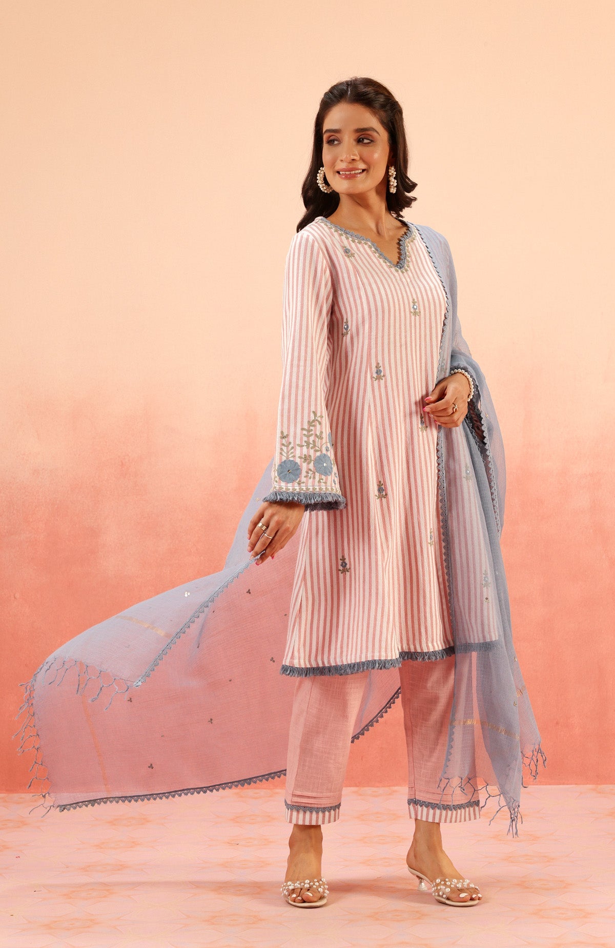 SAYA PINK EMBROIDERED YARN DYED HANDCRAFTED KURTA SET