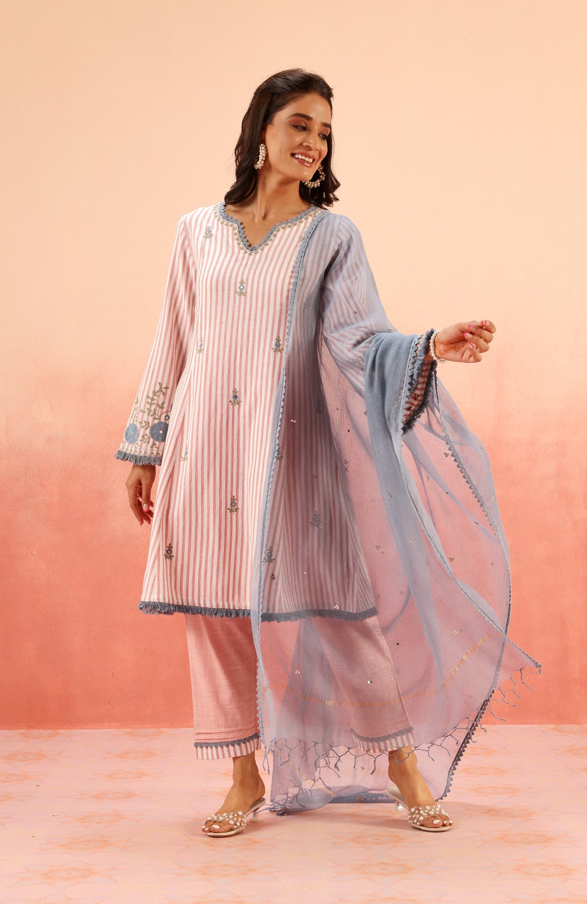 SAYA PINK EMBROIDERED YARN DYED HANDCRAFTED KURTA SET