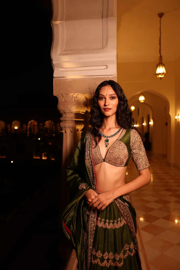 Kaccha Aam Lehenga set